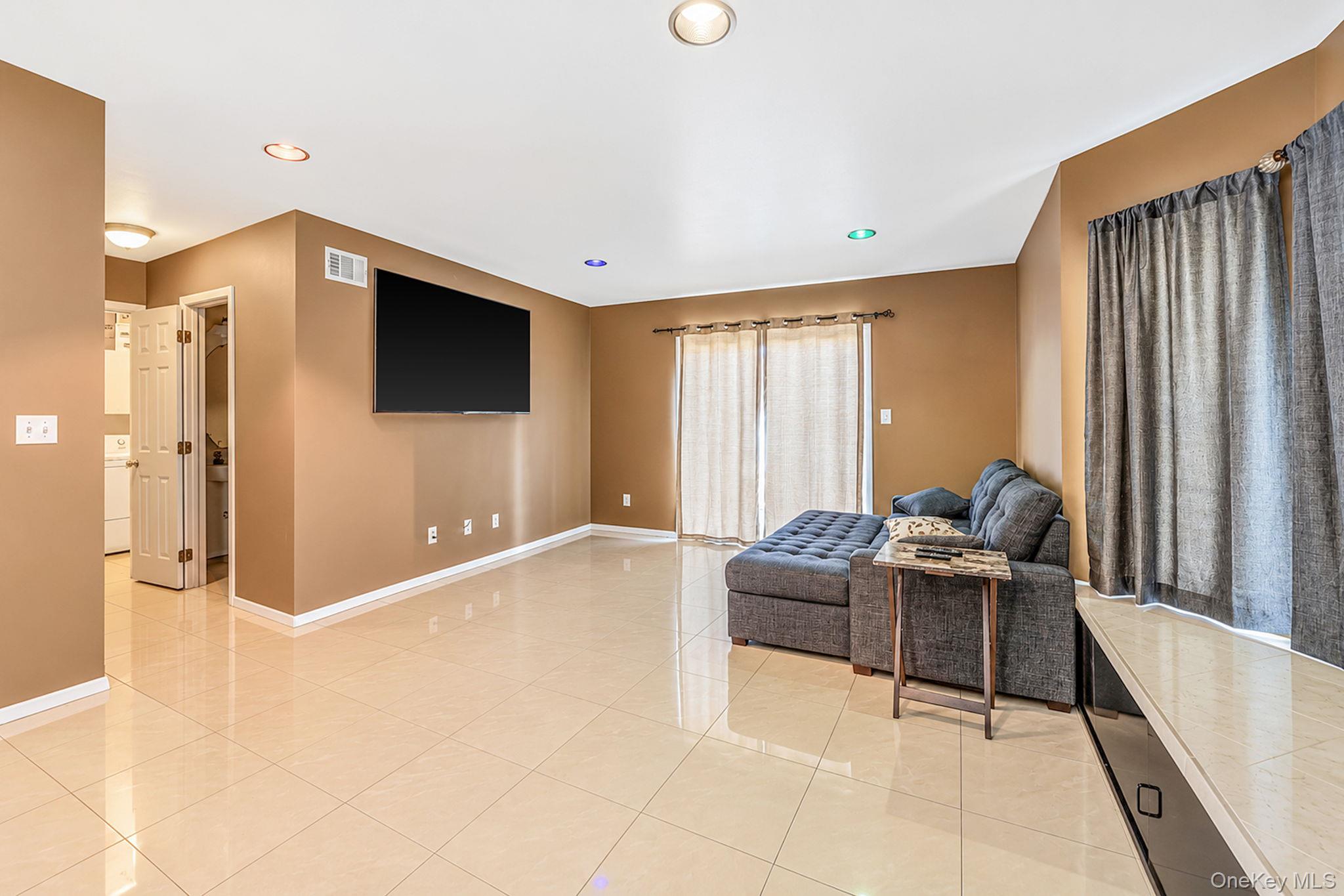 19 Oceanview Boulevard Property Photo 8