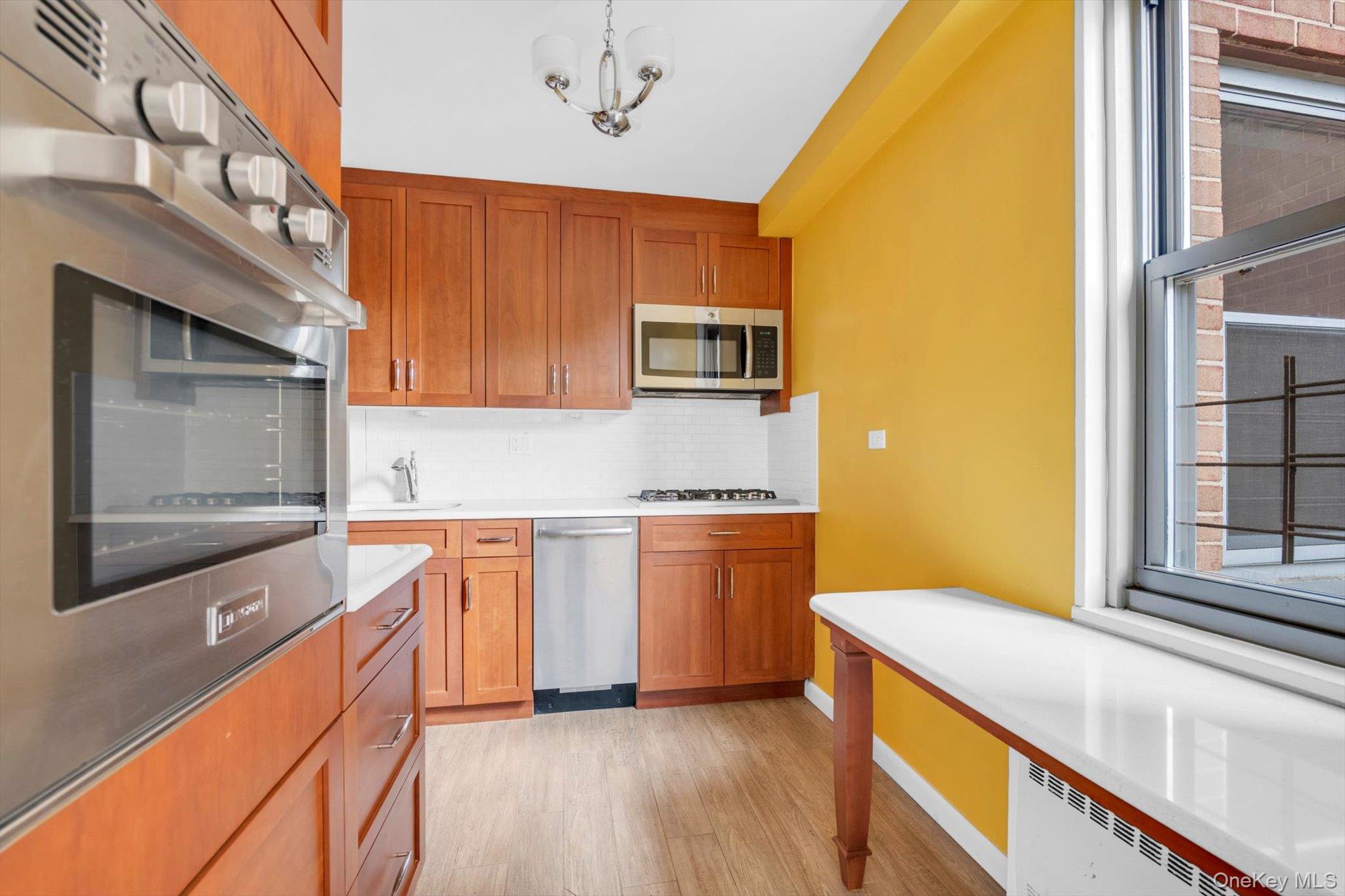 61-20 Grand Central Parkway C303 Property Photo 8
