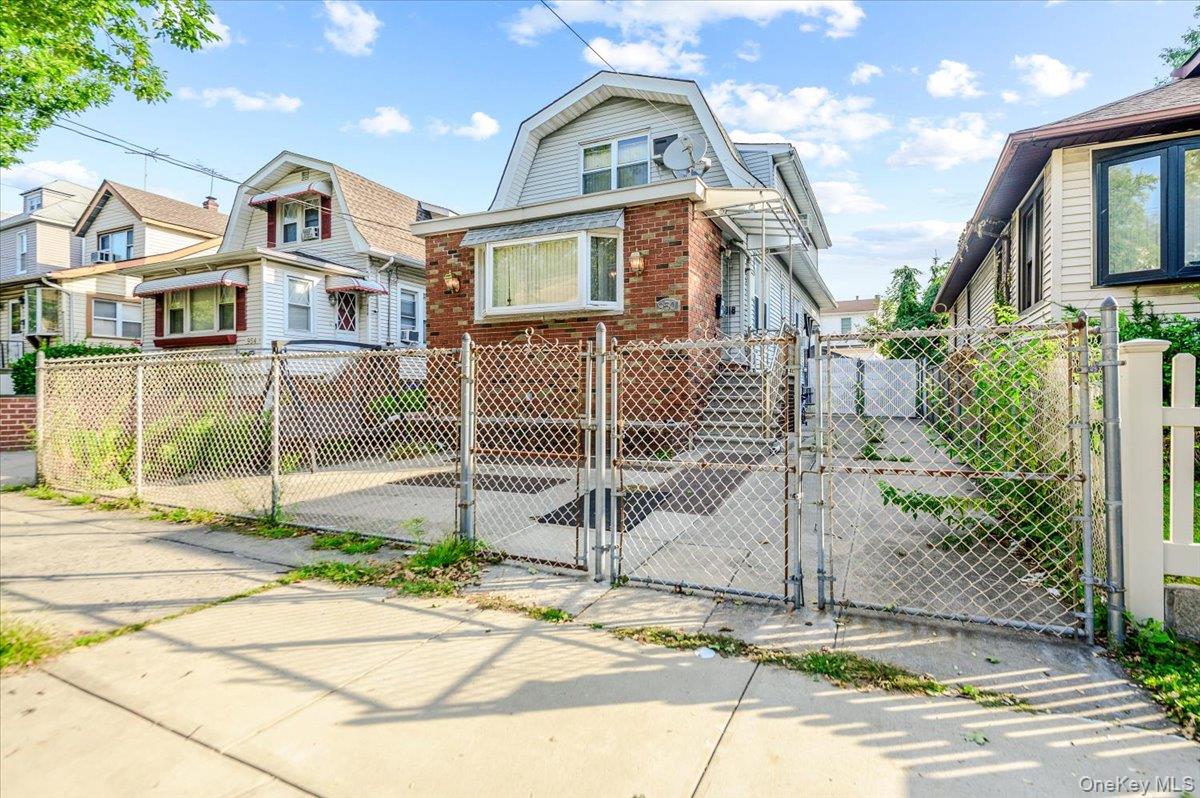 950 Edison Avenue Property Photo 1