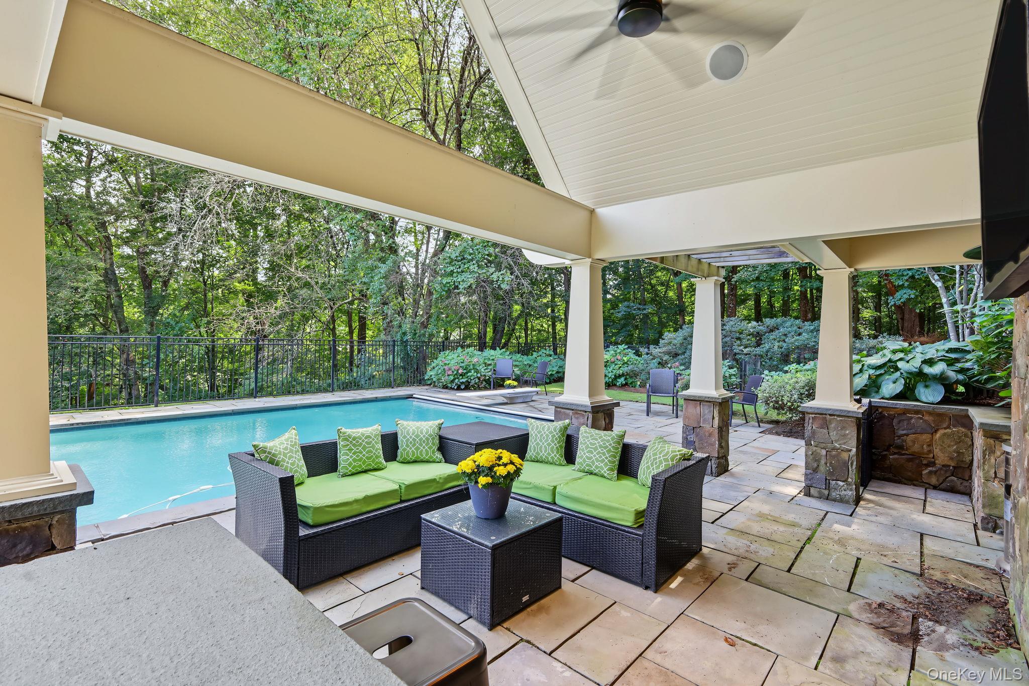 46 Annandale Road Property Photo 3