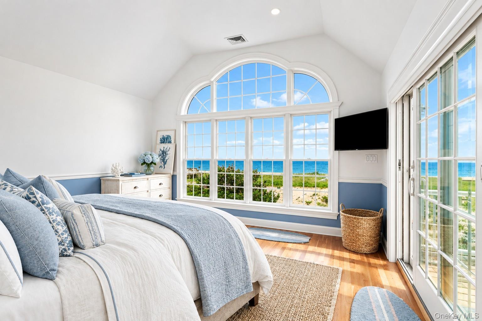 697 Dune Road Property Photo 18