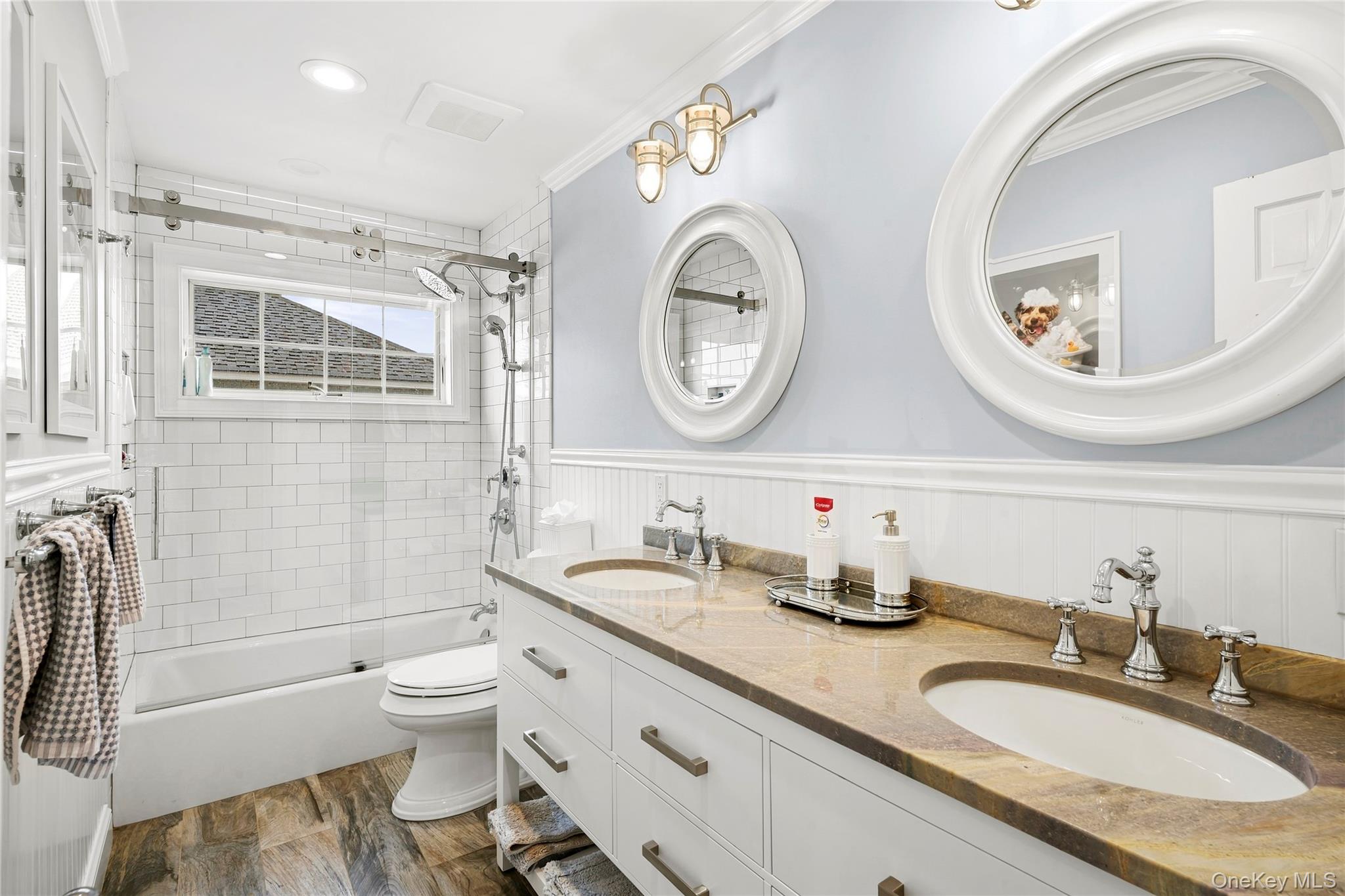 697 Dune Road Property Photo 19
