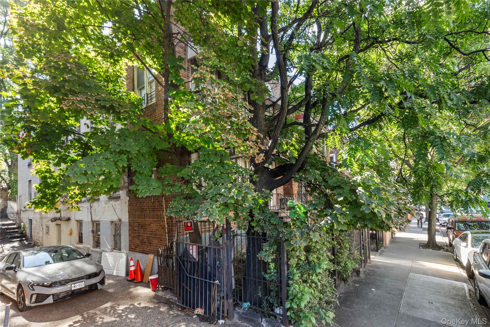 1814 Phelan Place Property Photo 3