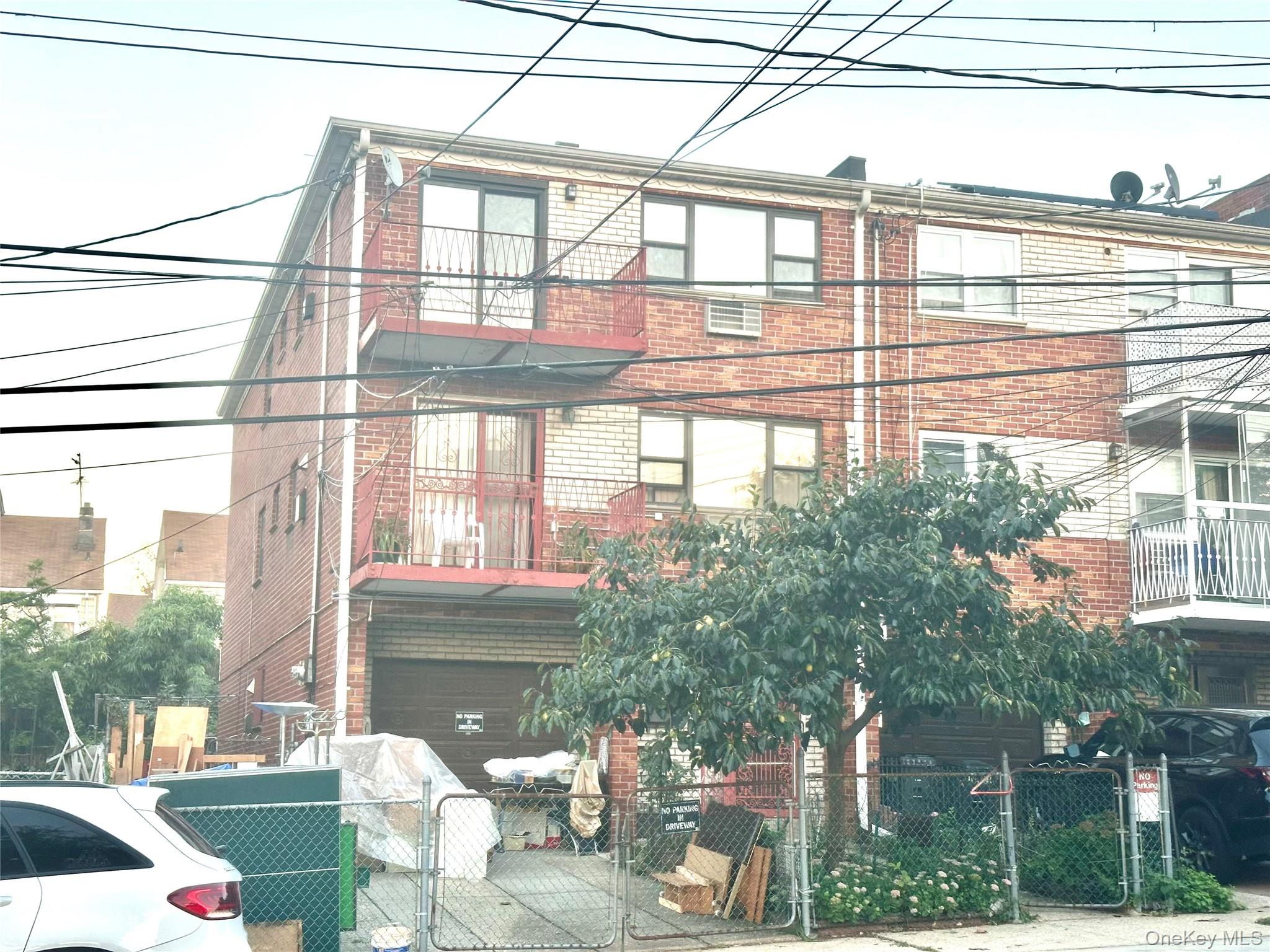 5935 154th Place Property Photo 1