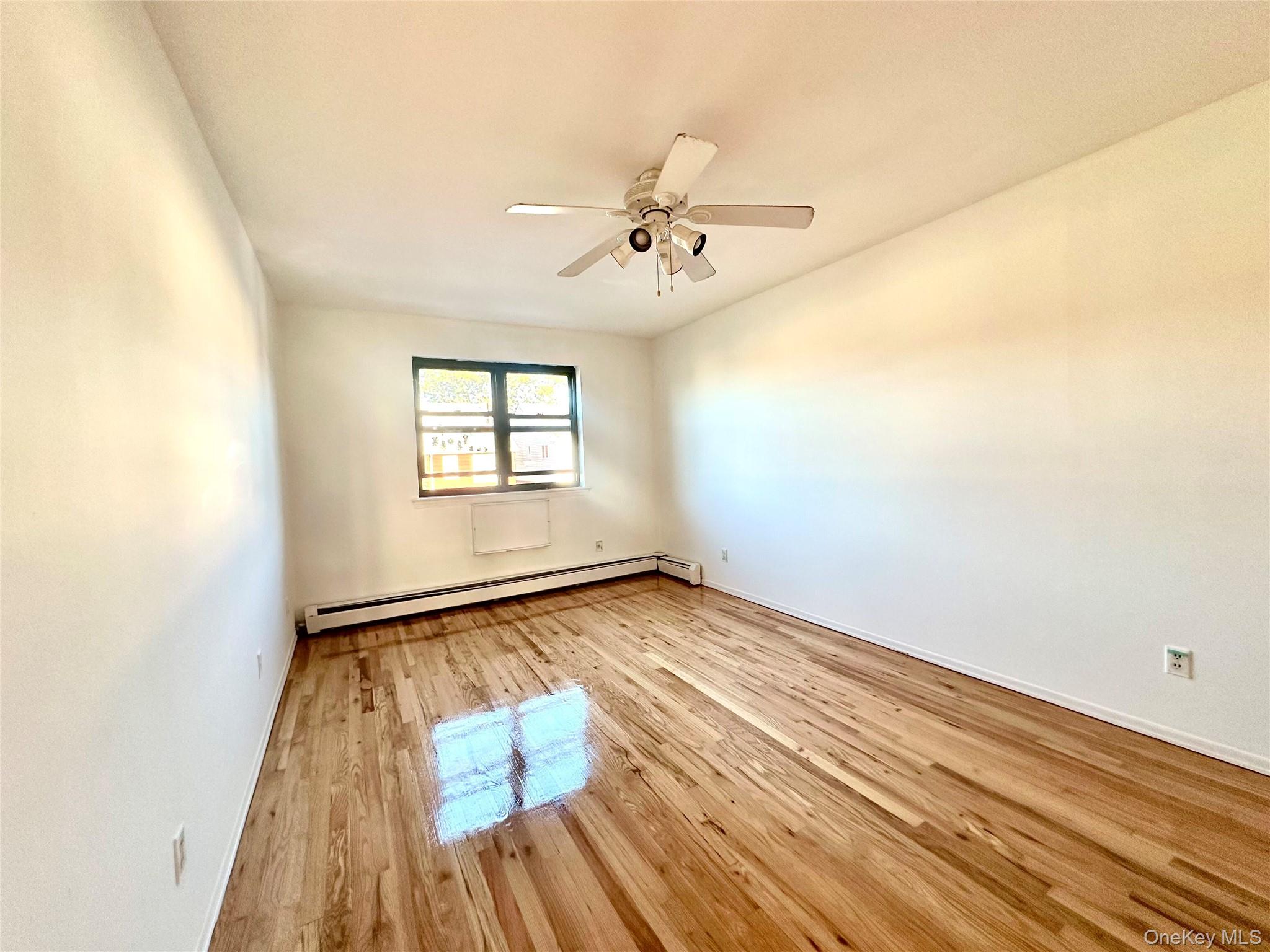5935 154th Place Property Photo 10