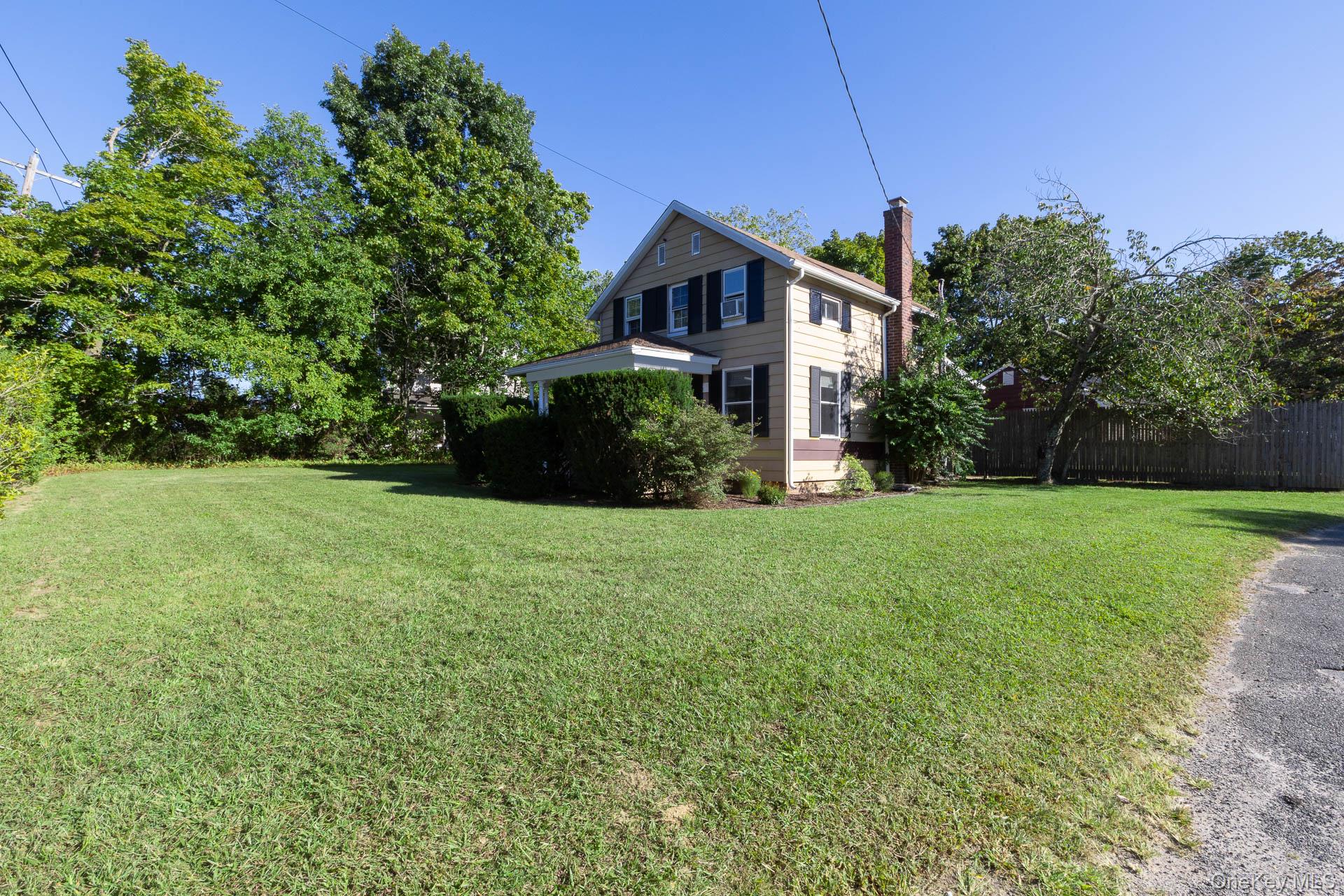 455 Montauk Highway Property Photo 2