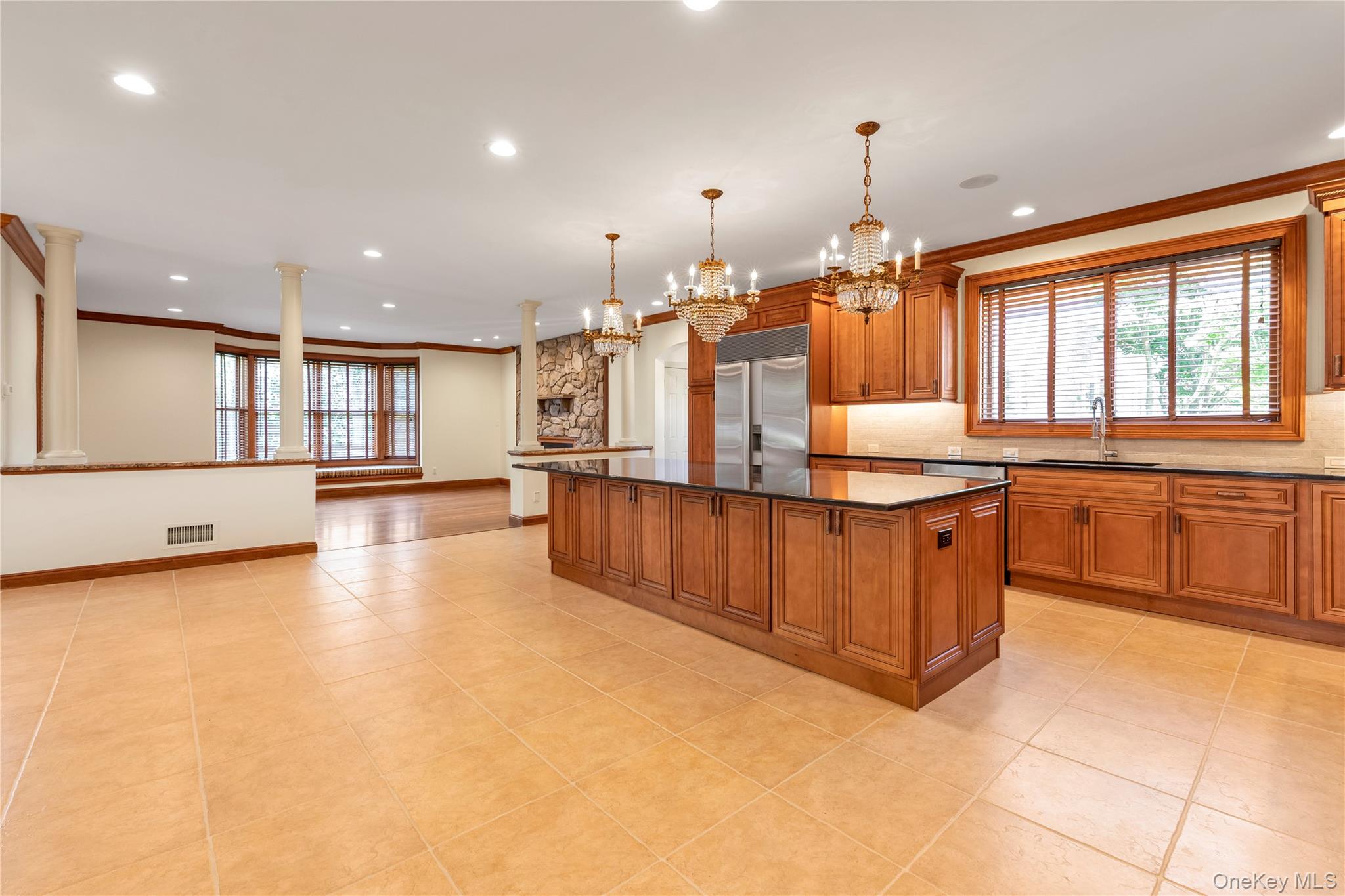38 The Helm Property Photo 10