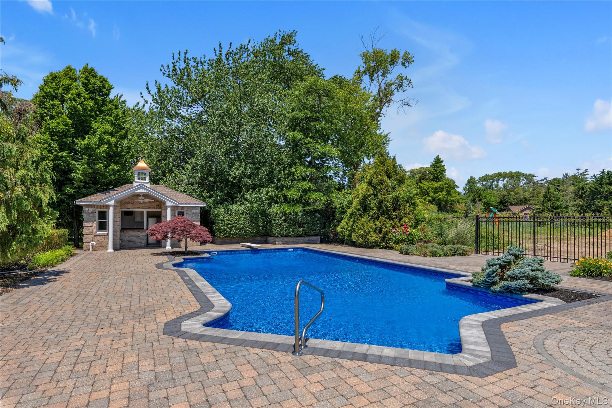 38 The Helm Property Photo 22