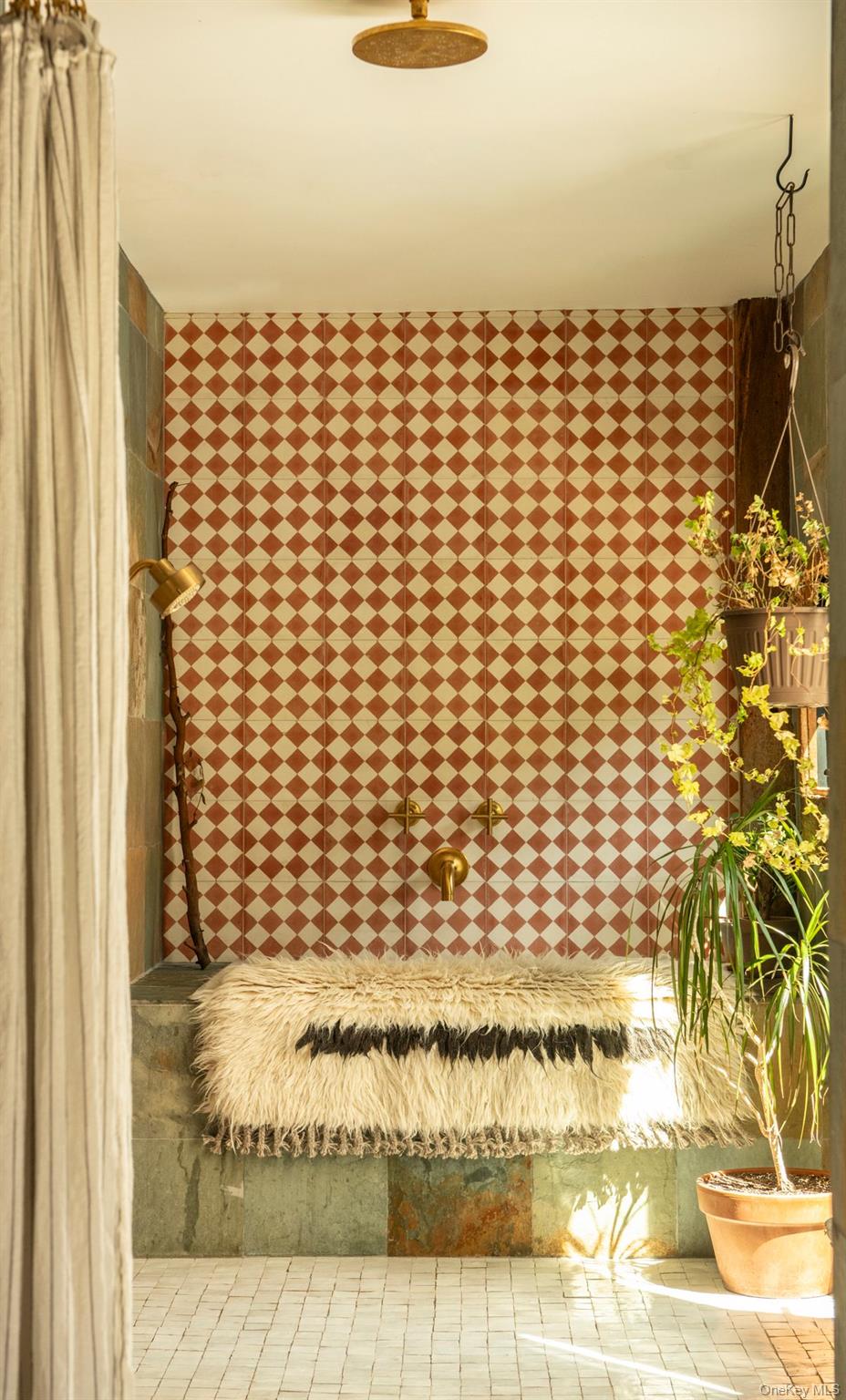 38 Van Road Property Photo 17