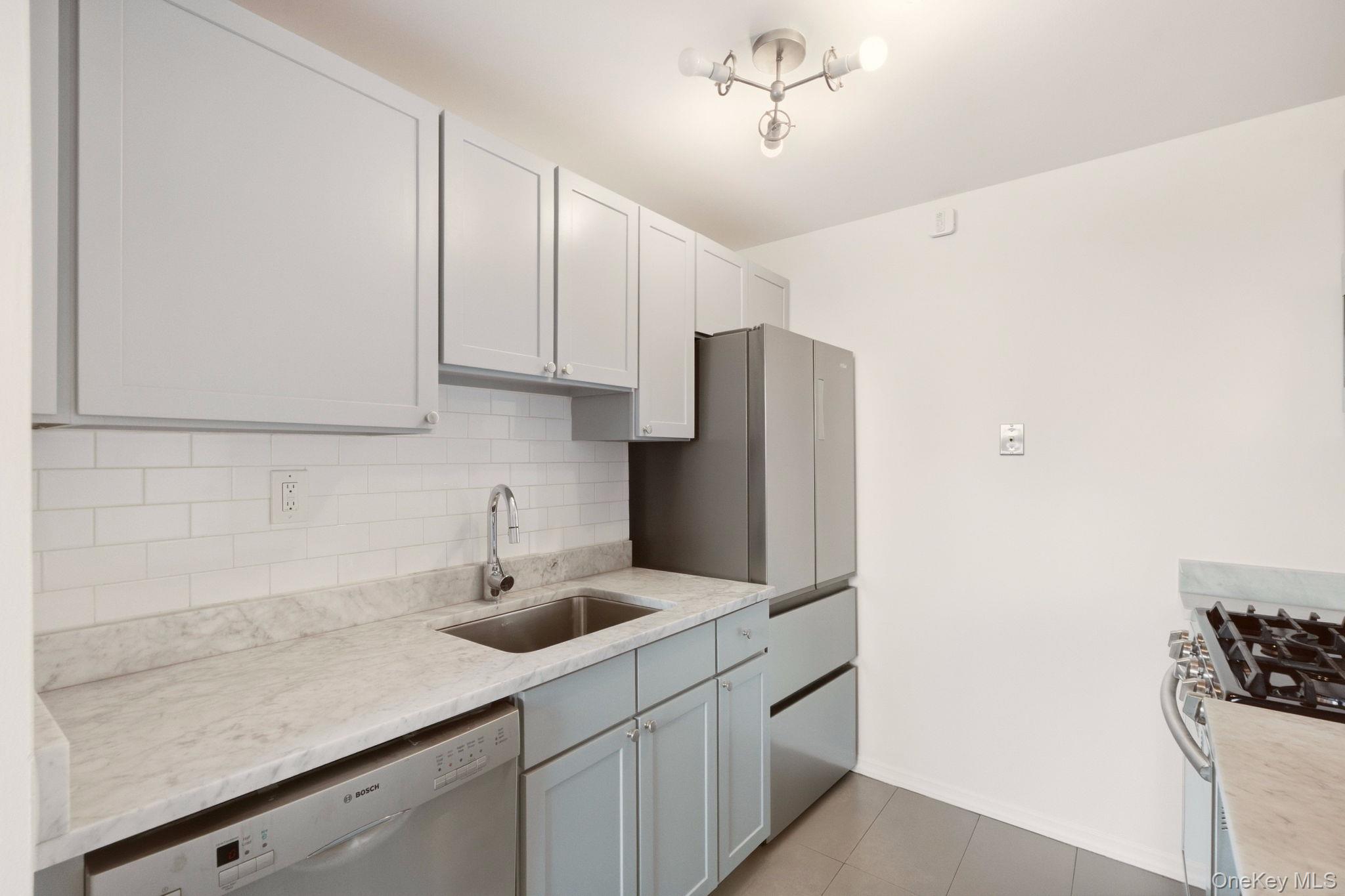 1787 Madison Avenue 707 Property Photo 24