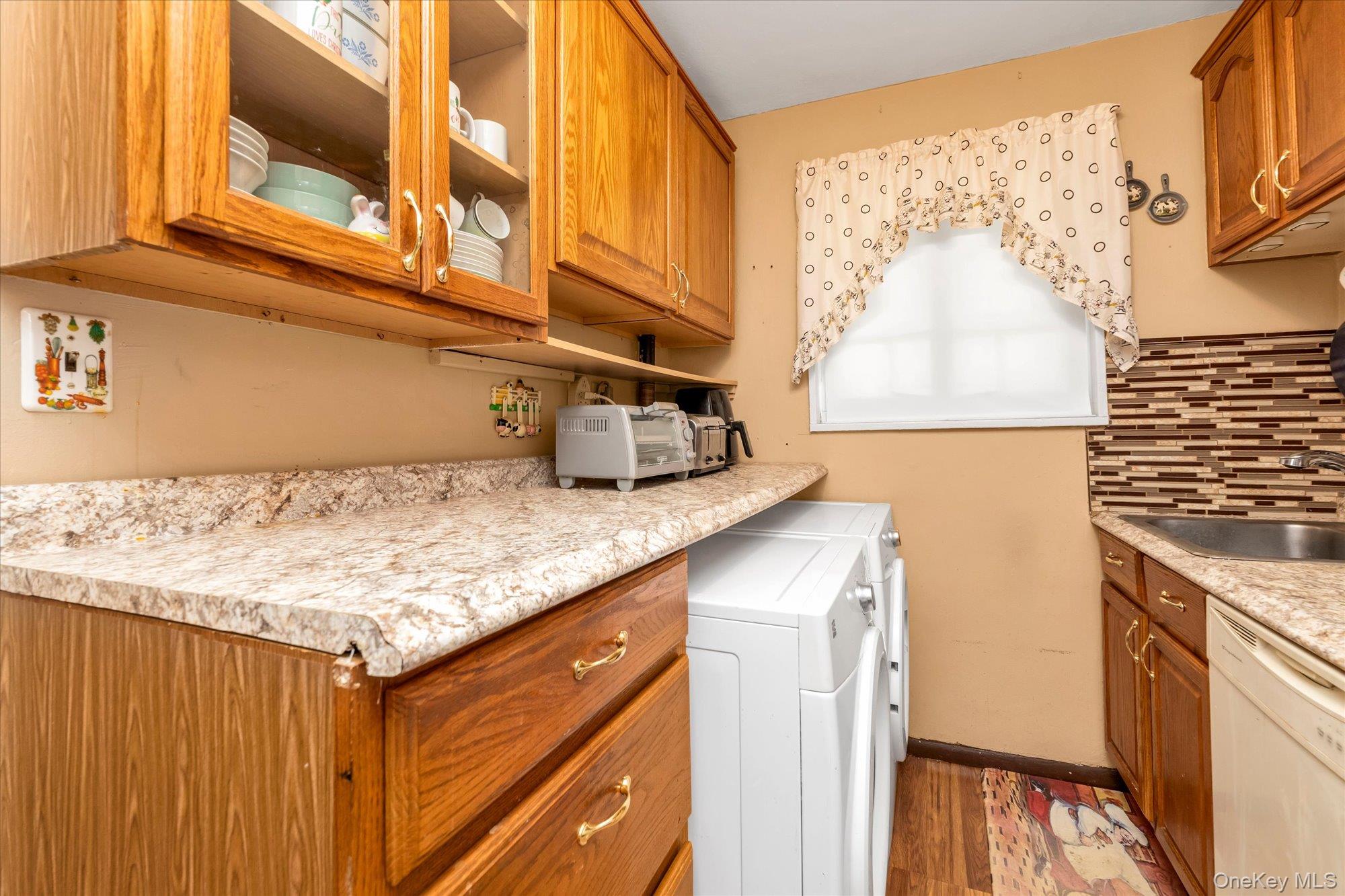 22617 Hillside Avenue S09 Property Photo 10