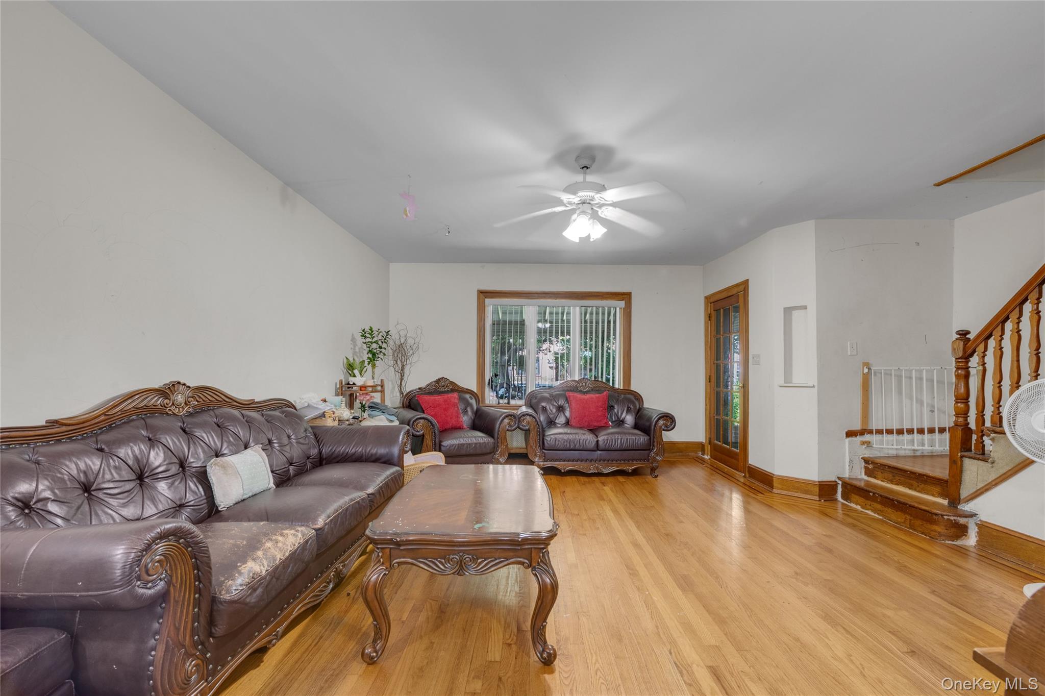 5037 64th Street Property Photo 3