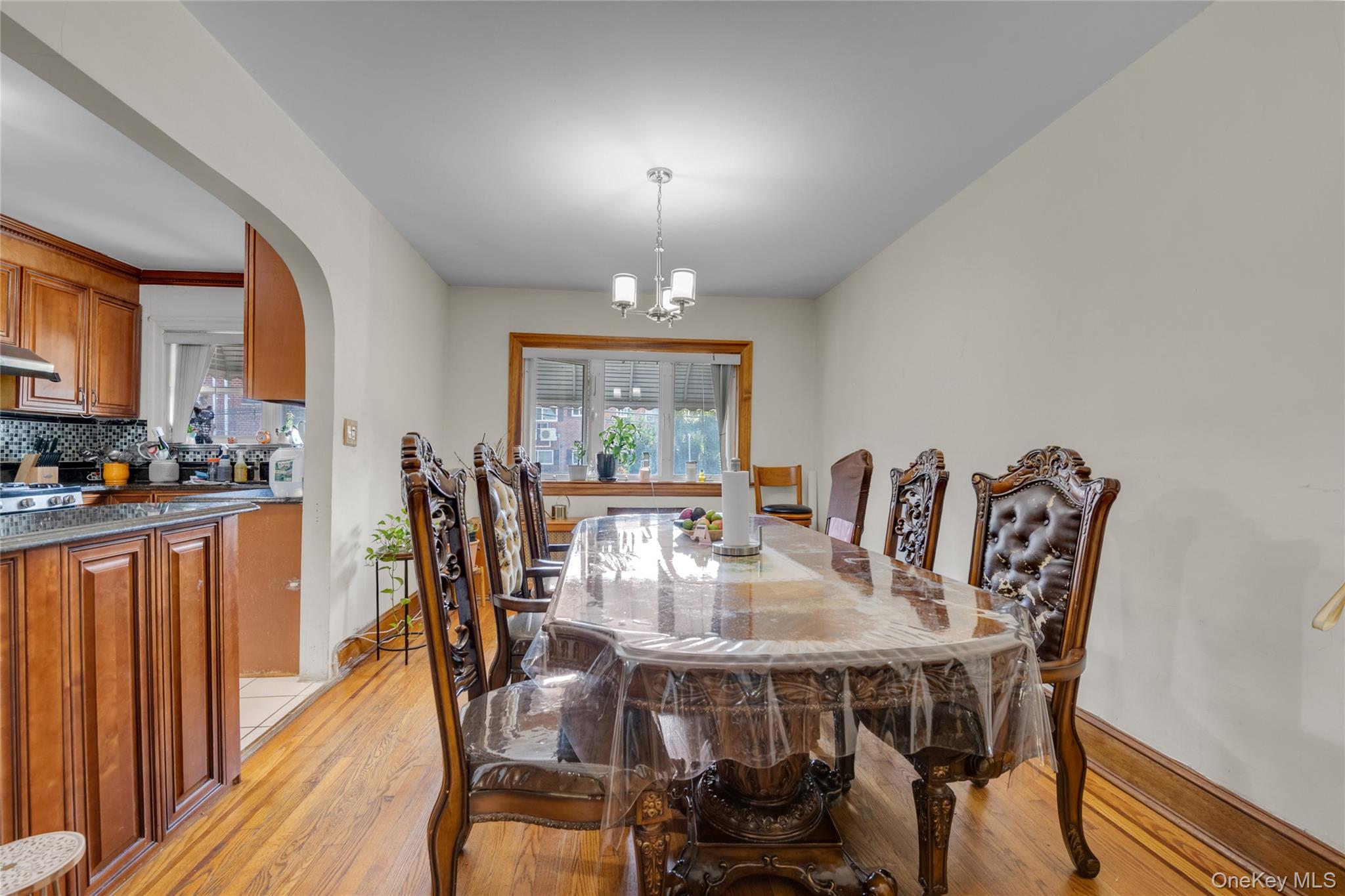 5037 64th Street Property Photo 5