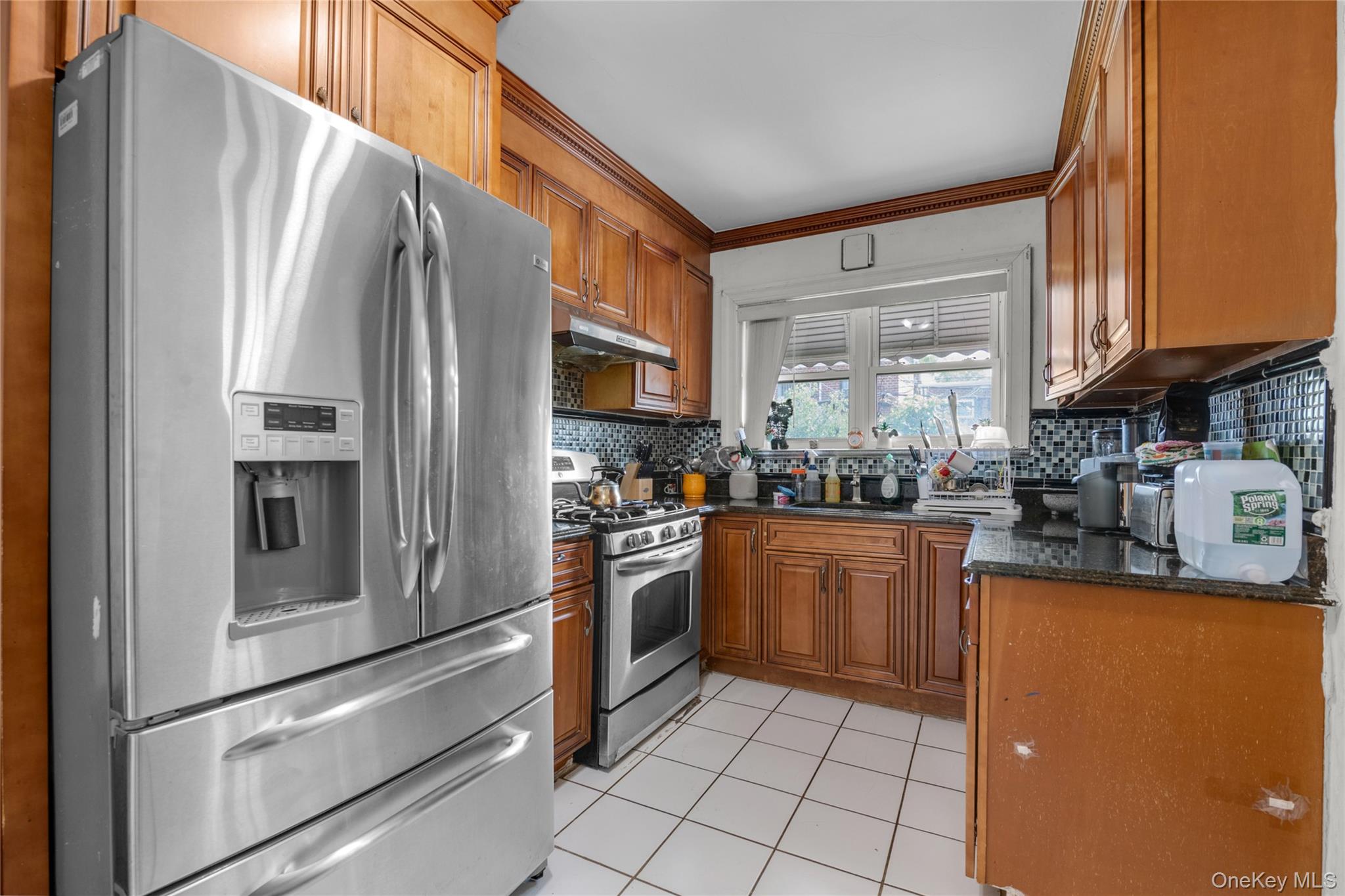 5037 64th Street Property Photo 6