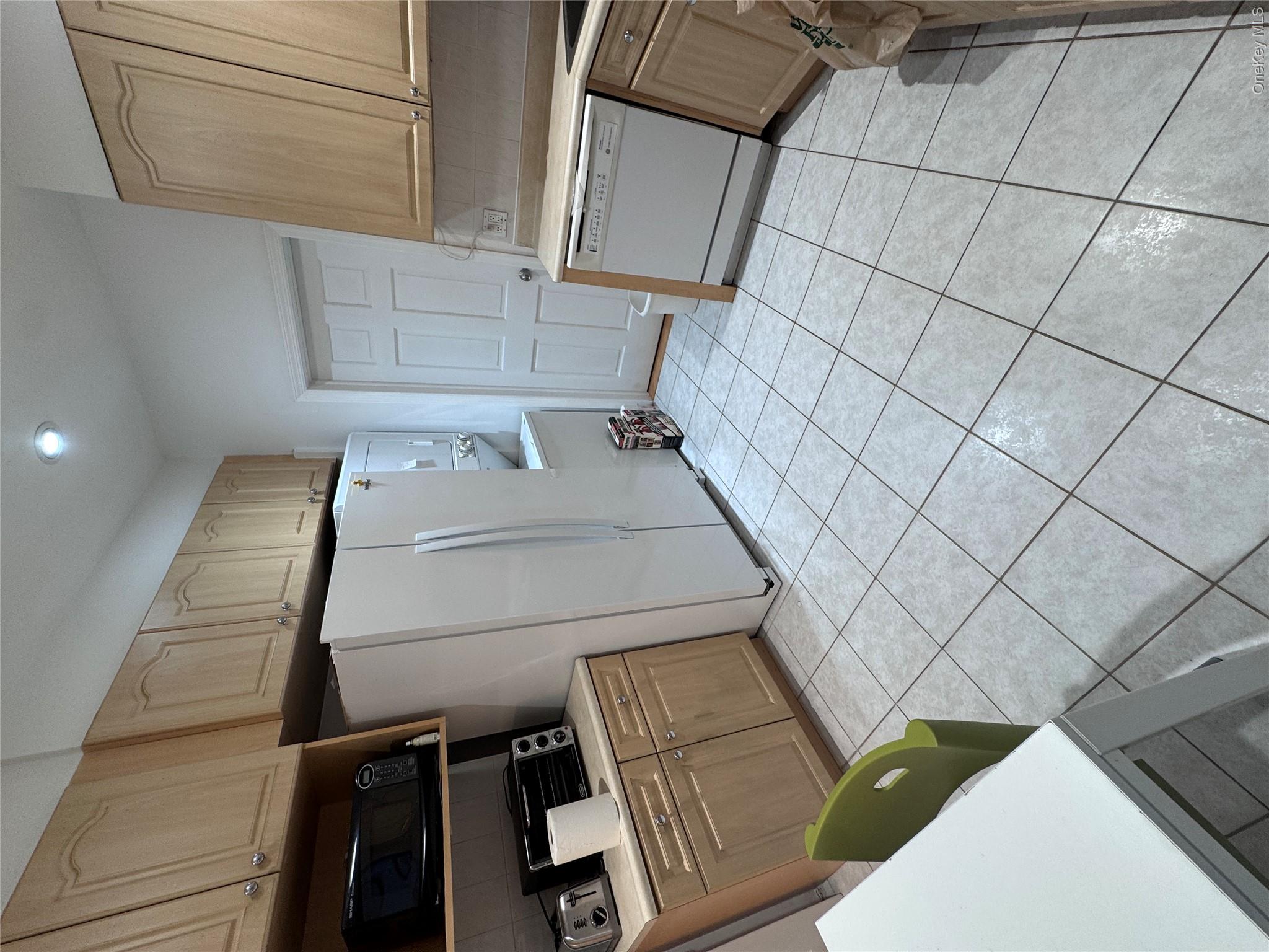 4220 Kissena Blvd Apt D2 Property Photo 14