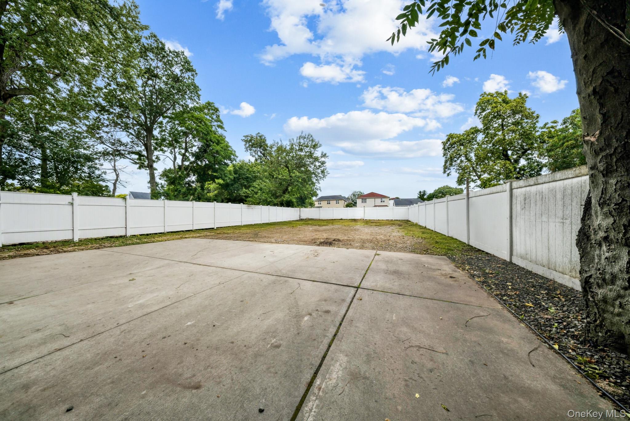 29 Elm Avenue Property Photo 41