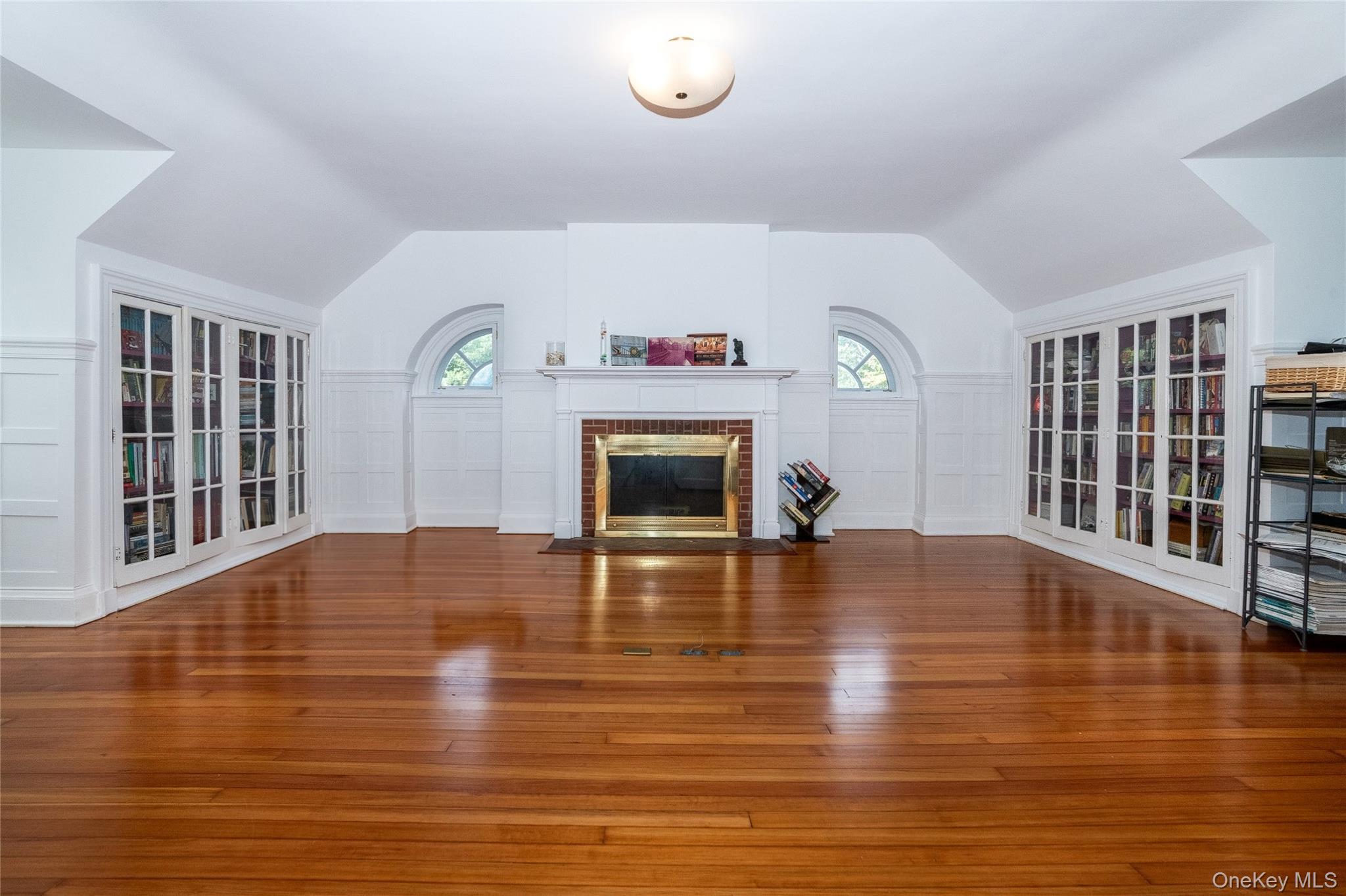 209 Beechmont Drive Property Photo 29