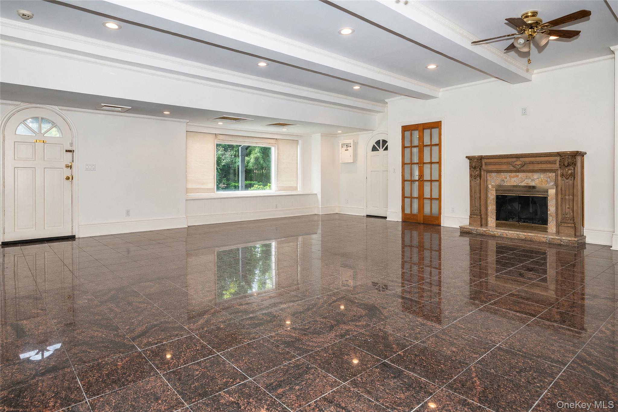 209 Beechmont Drive Property Photo 32