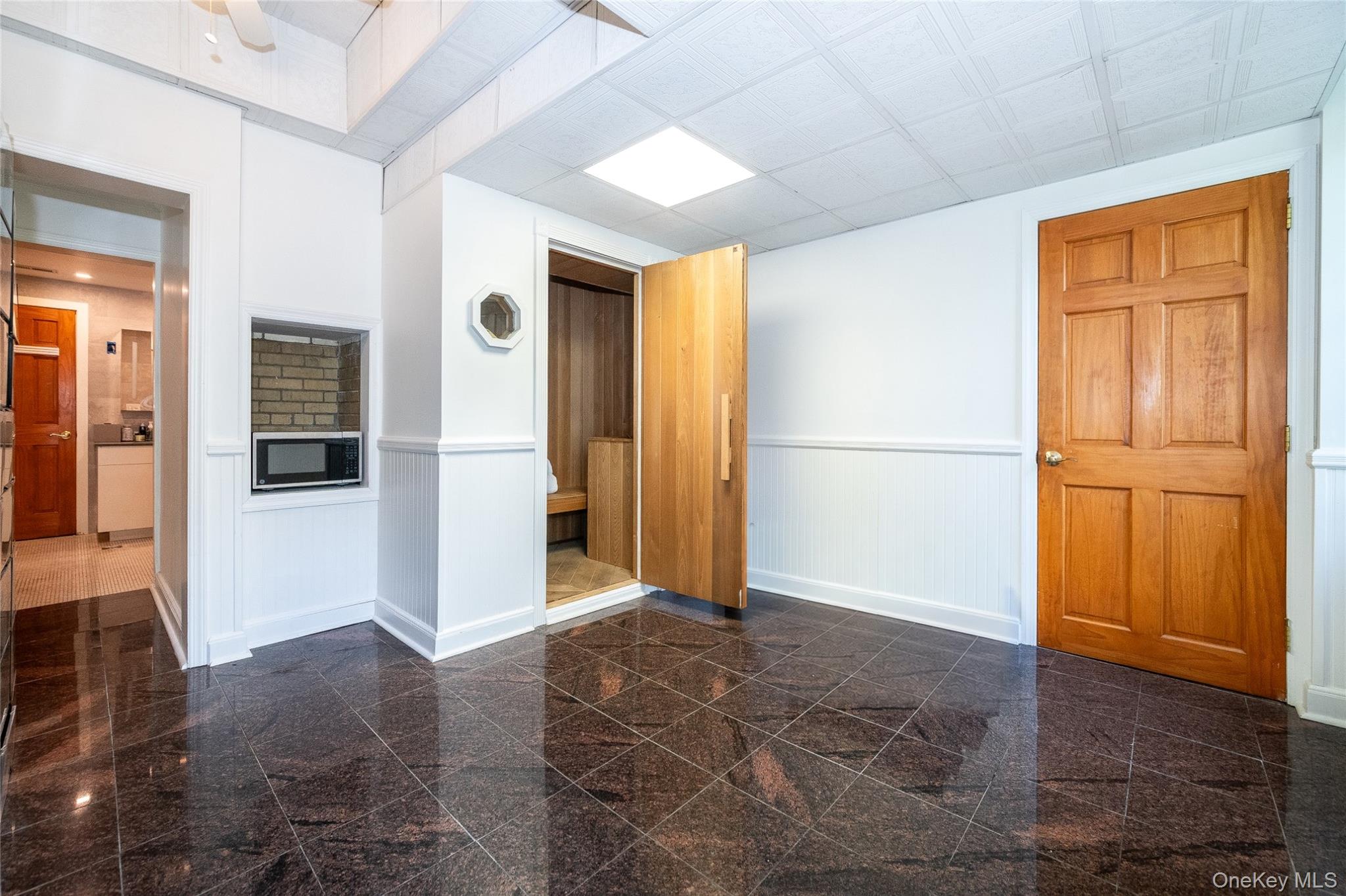 209 Beechmont Drive Property Photo 37