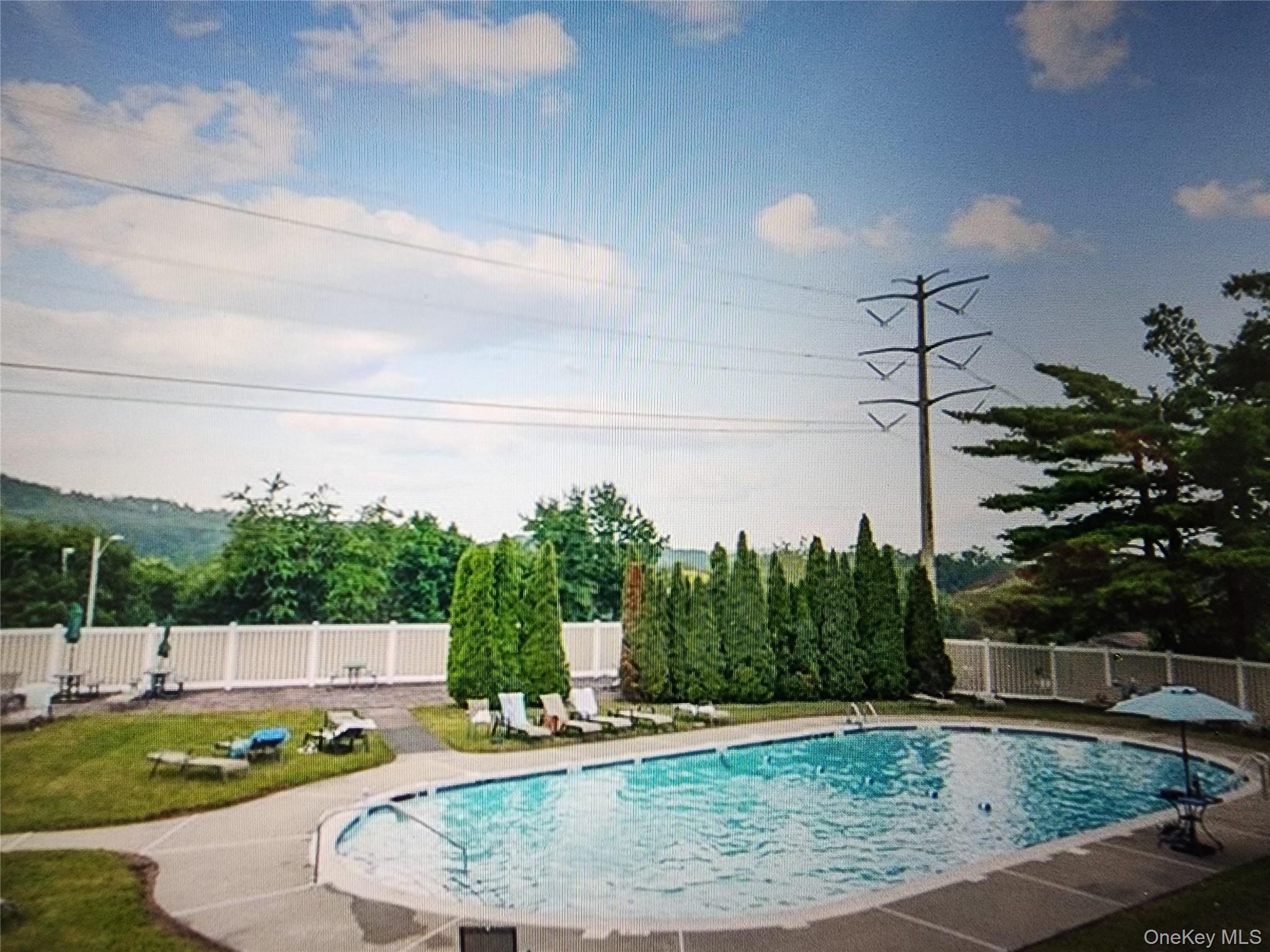 320 Country Club Lane Property Photo 40