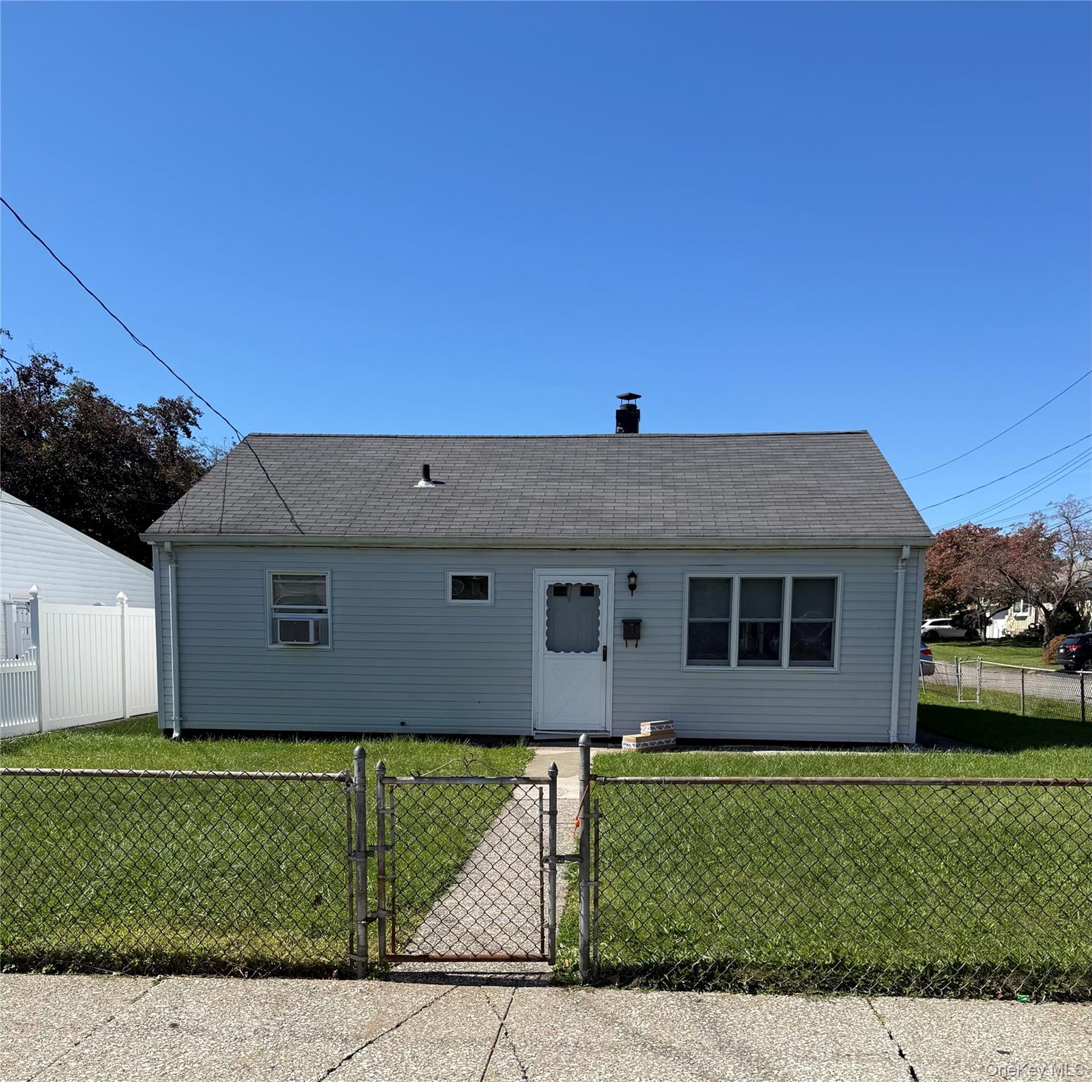 31 Rela Avenue Property Photo 1