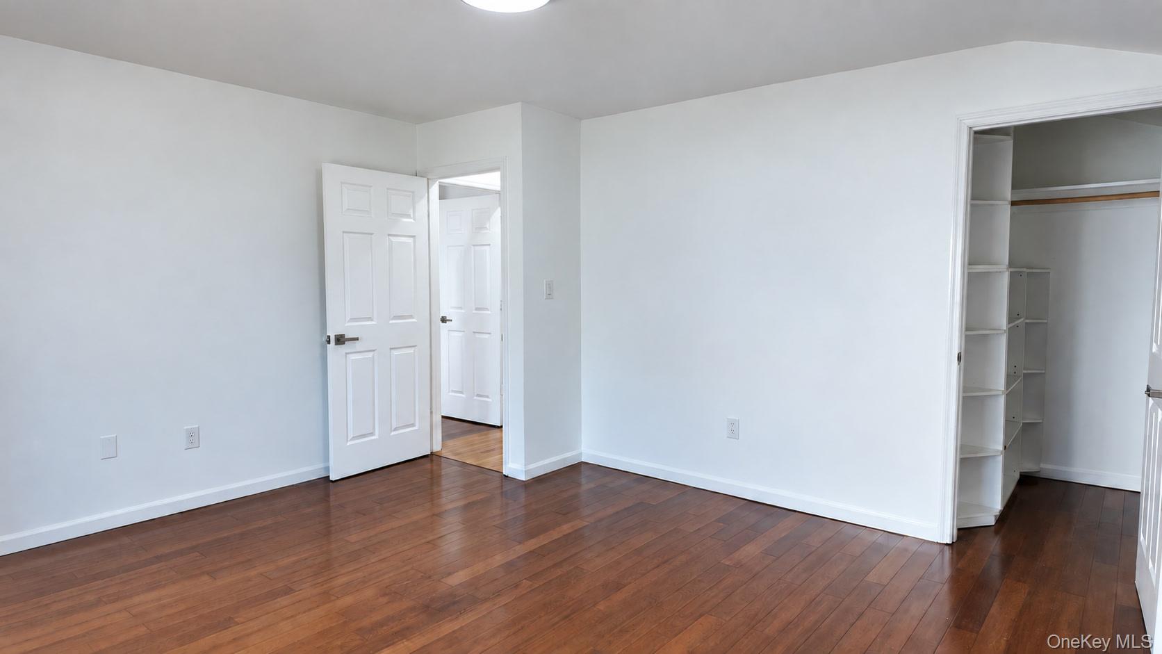 13930 Laurelton Parkway Property Photo 19
