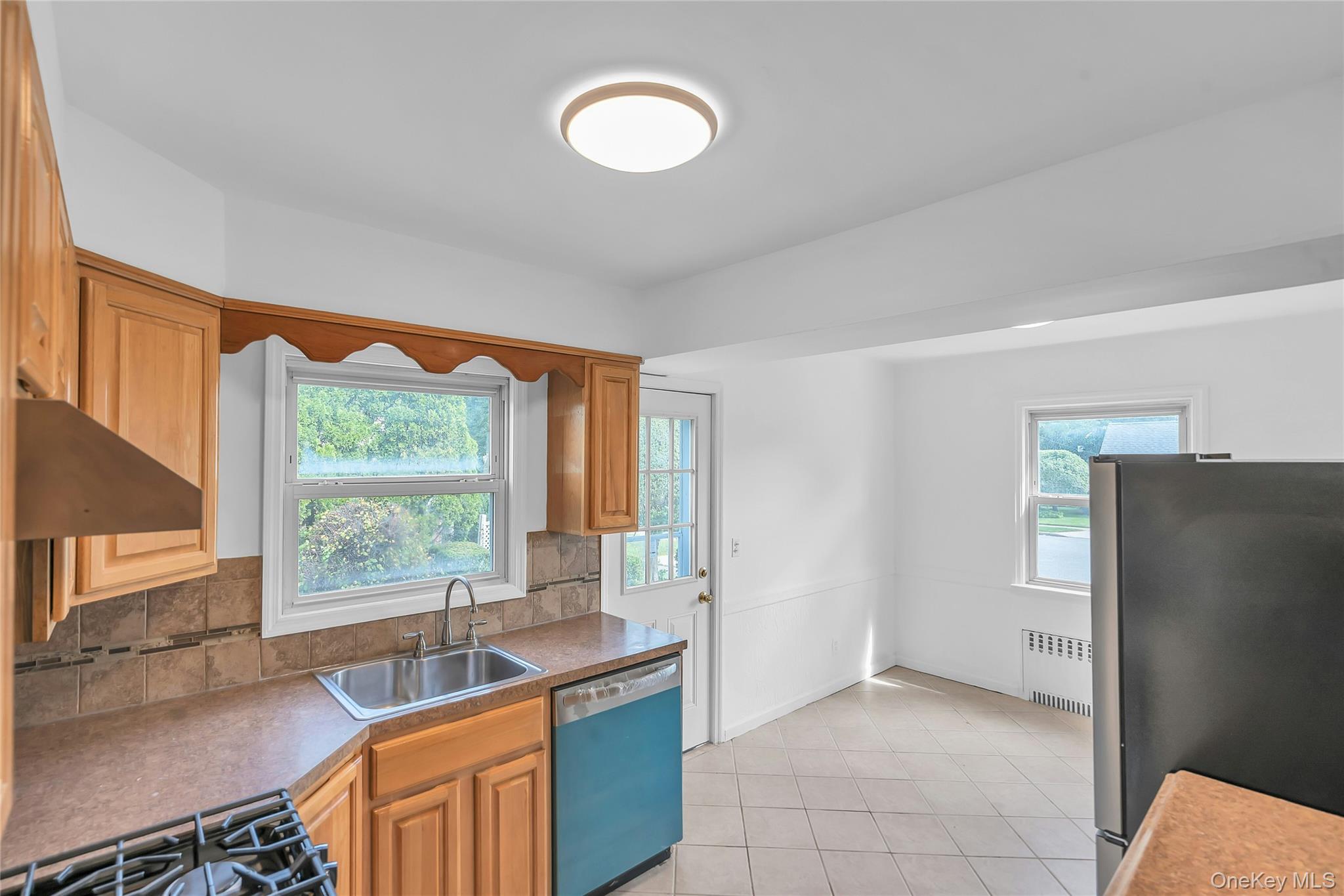 147 Broadway Property Photo 10