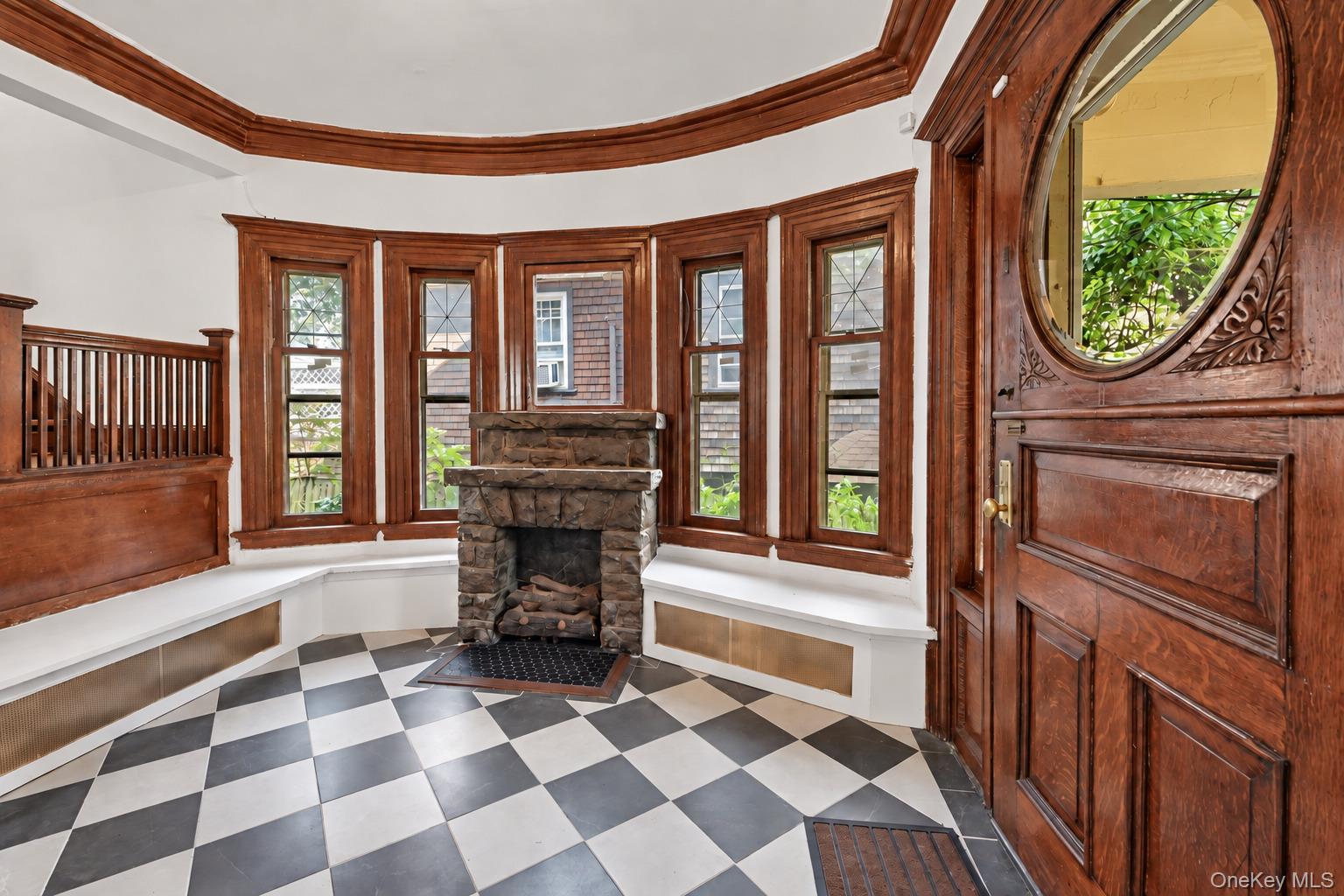 10 Delavan Terrace Property Photo 6