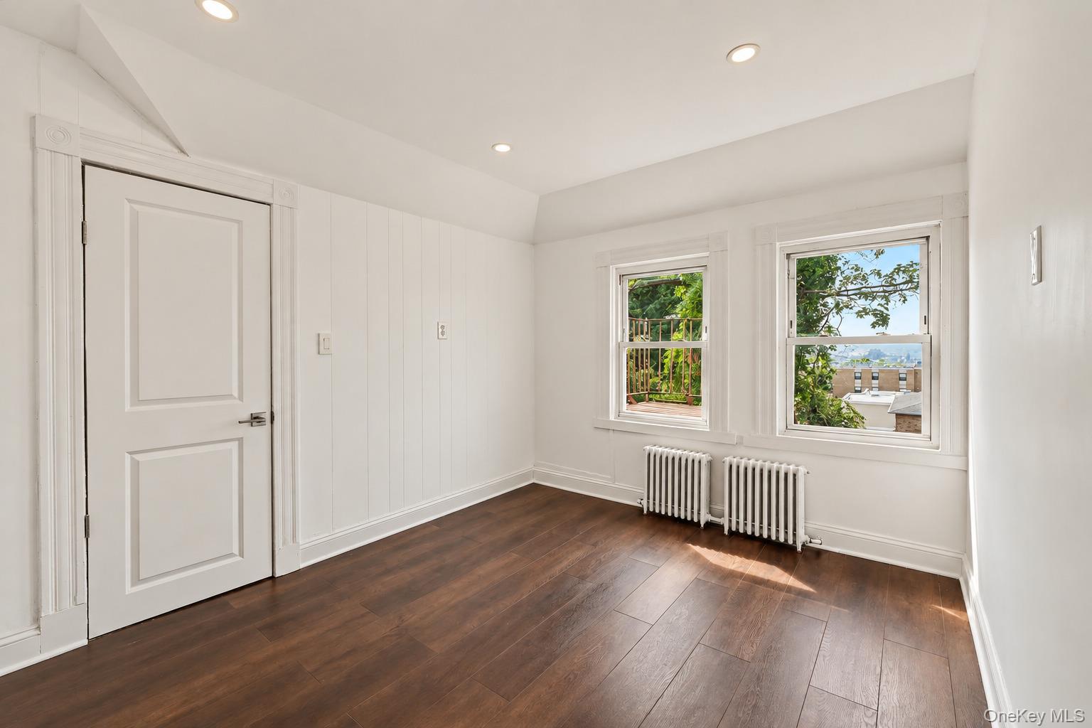 10 Delavan Terrace Property Photo 27