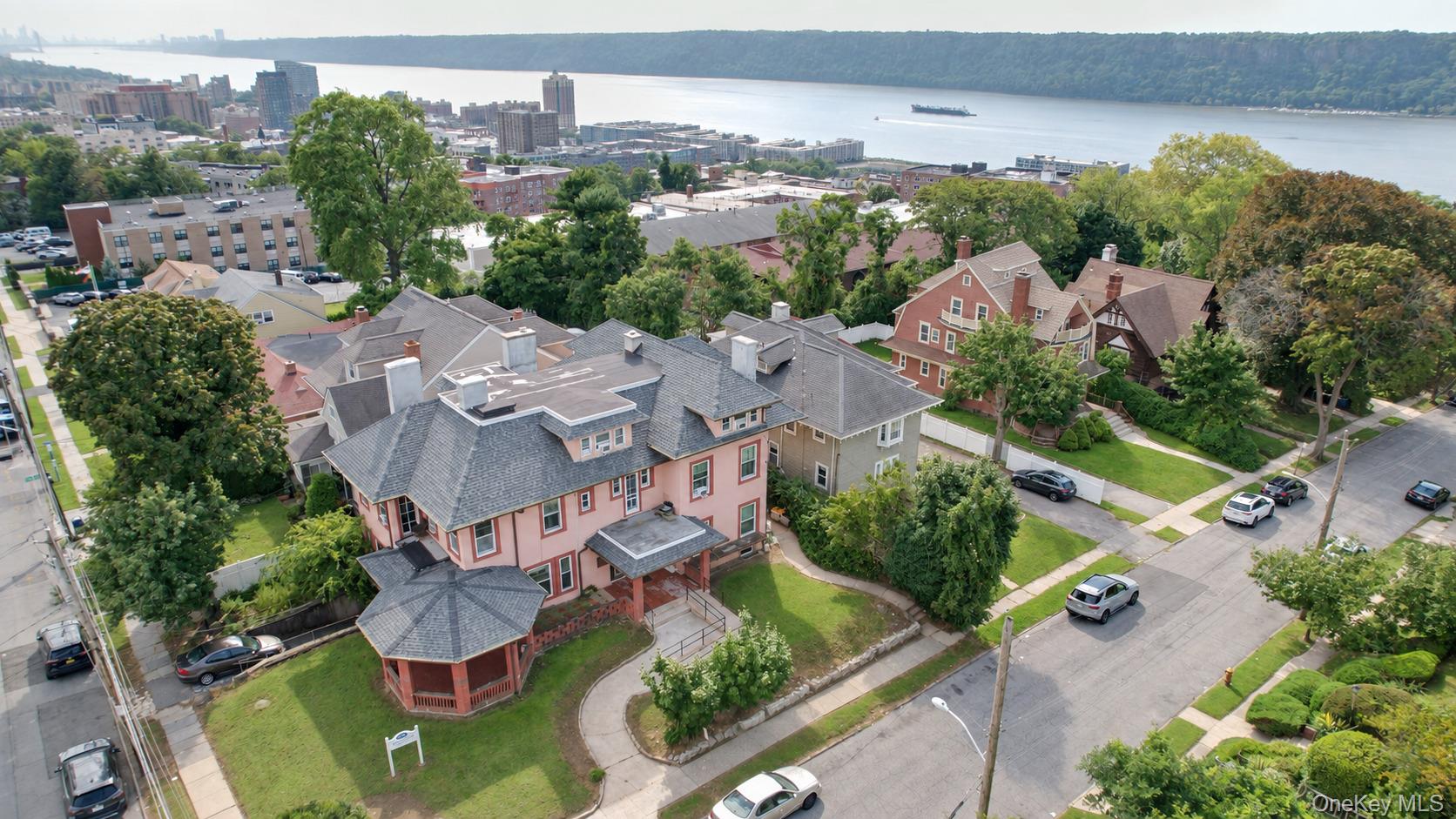 10 Delavan Terrace Property Photo 39