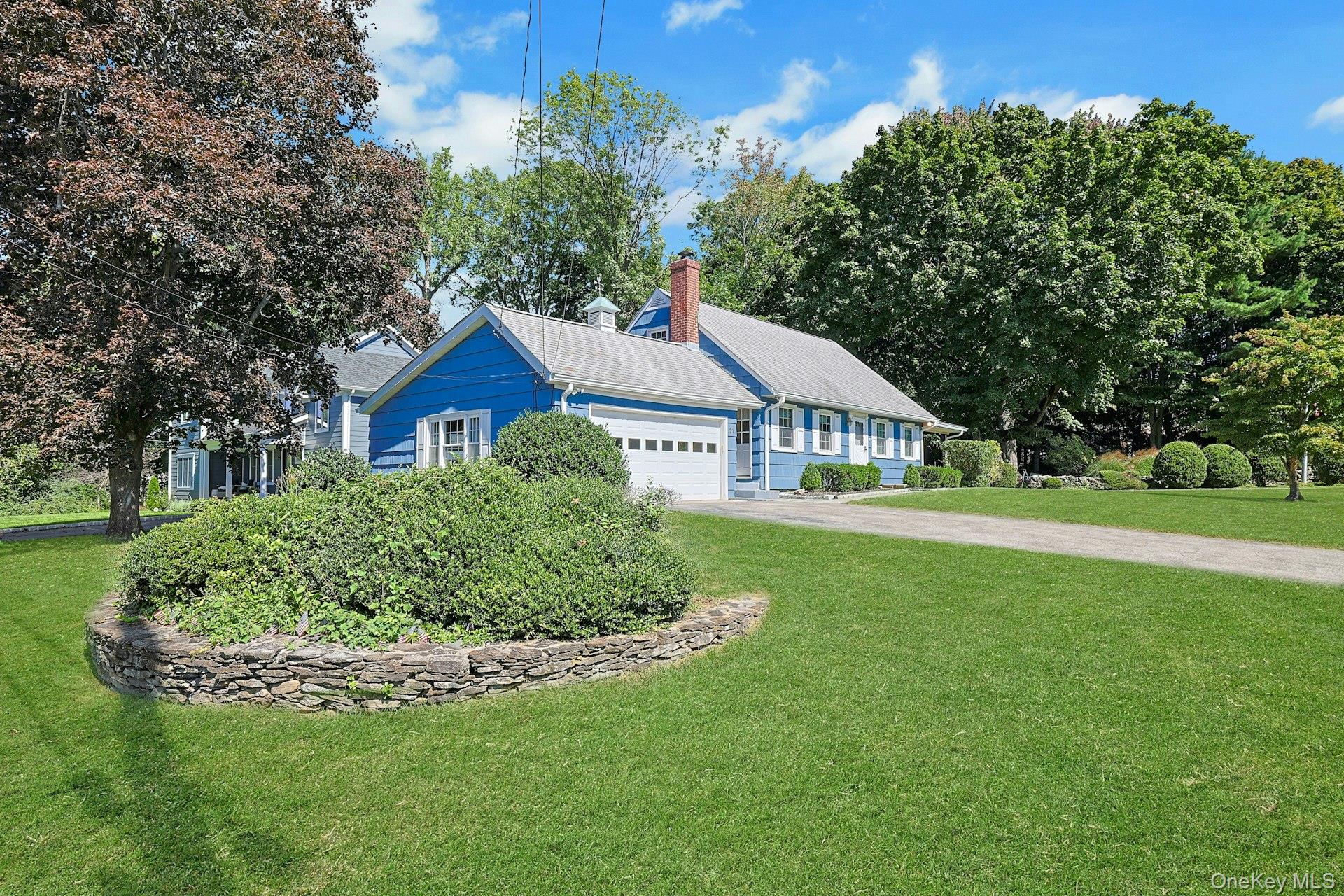 21 Elm Street Property Photo 4