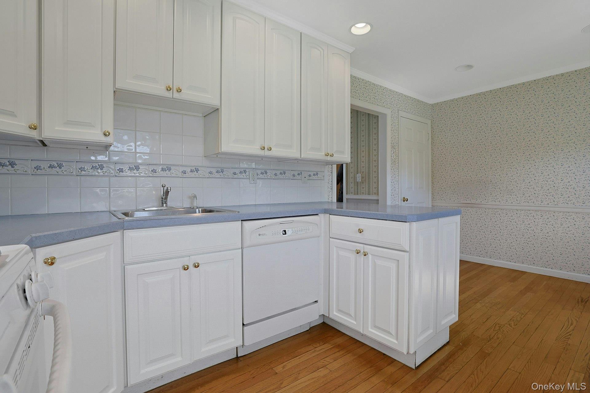 21 Elm Street Property Photo 11