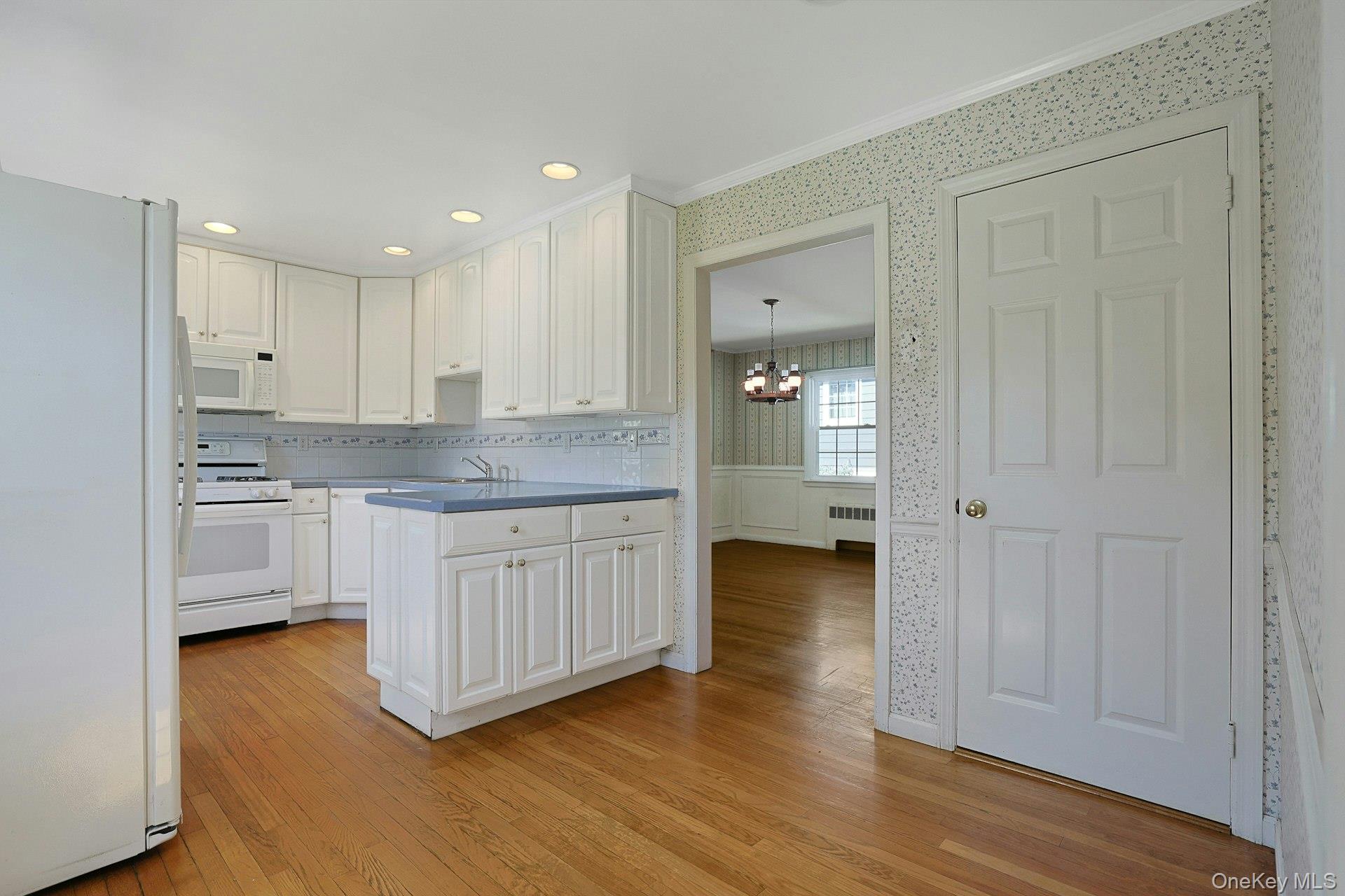 21 Elm Street Property Photo 14