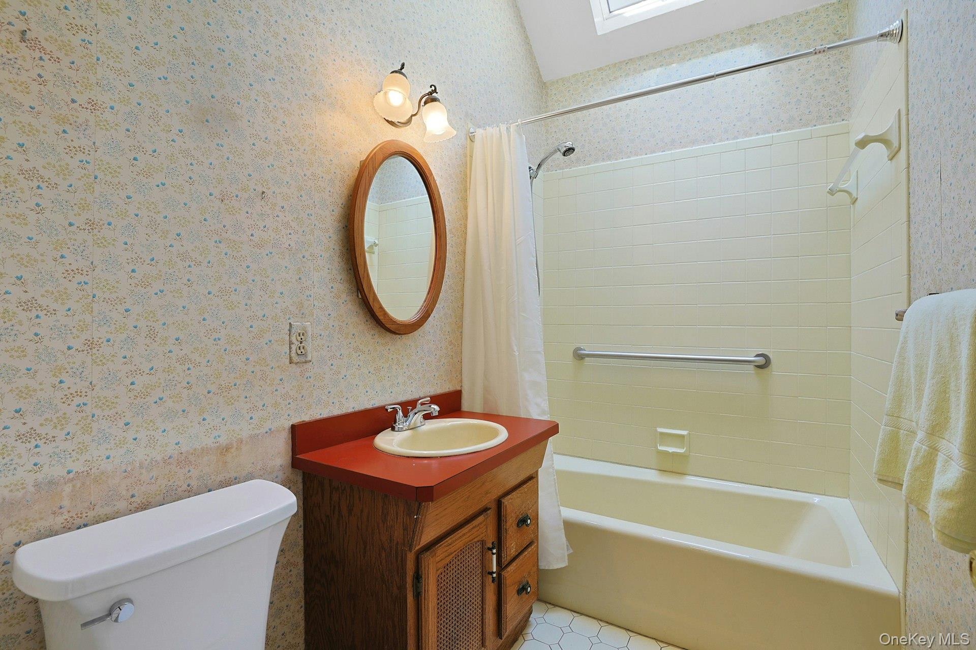 21 Elm Street Property Photo 18