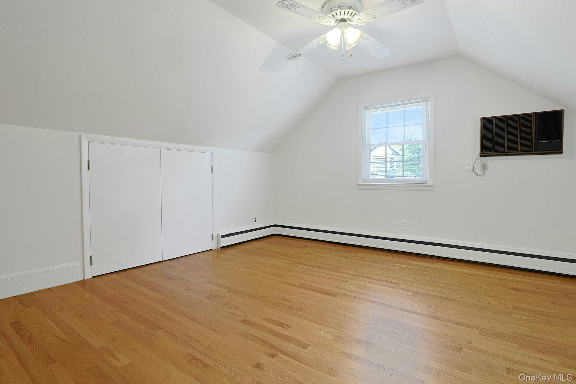 21 Elm Street Property Photo 23