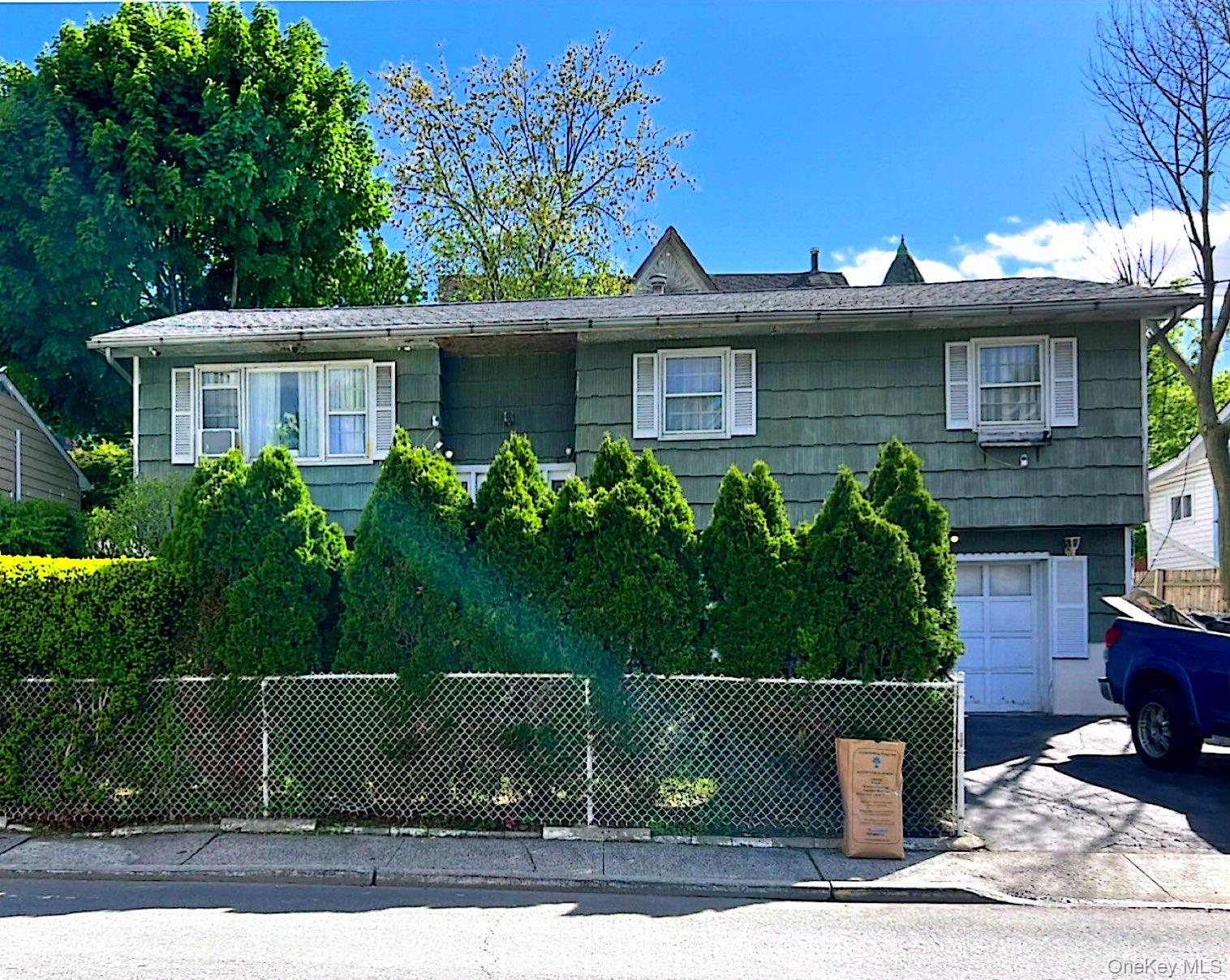 4 Conklin Avenue Property Photo 1