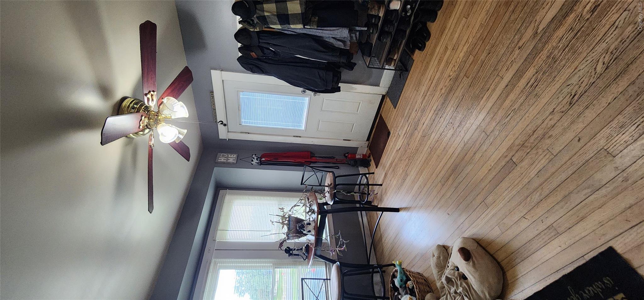 613-615 Salt Point Turnpike Property Photo 22