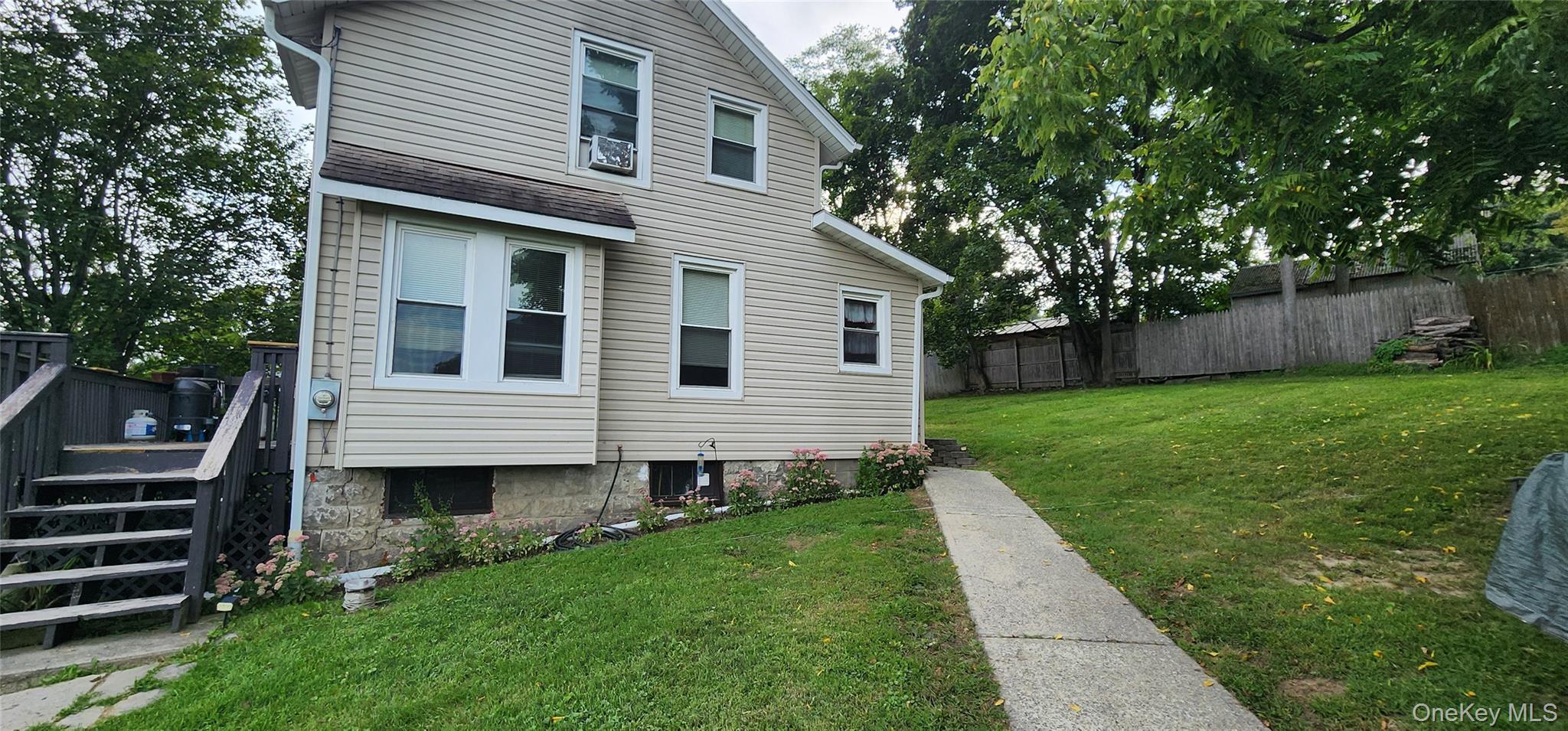 613-615 Salt Point Turnpike Property Photo 29