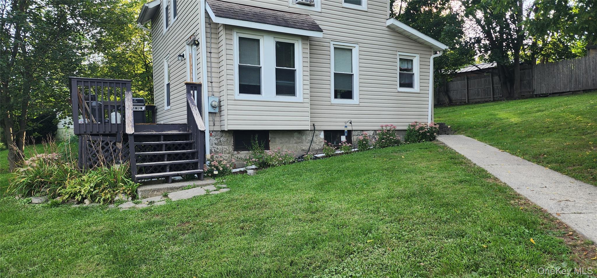 613-615 Salt Point Turnpike Property Photo 30