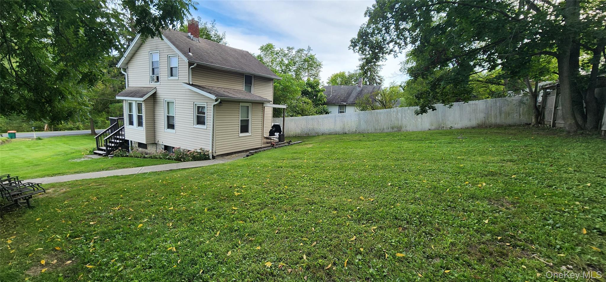 613-615 Salt Point Turnpike Property Photo 33