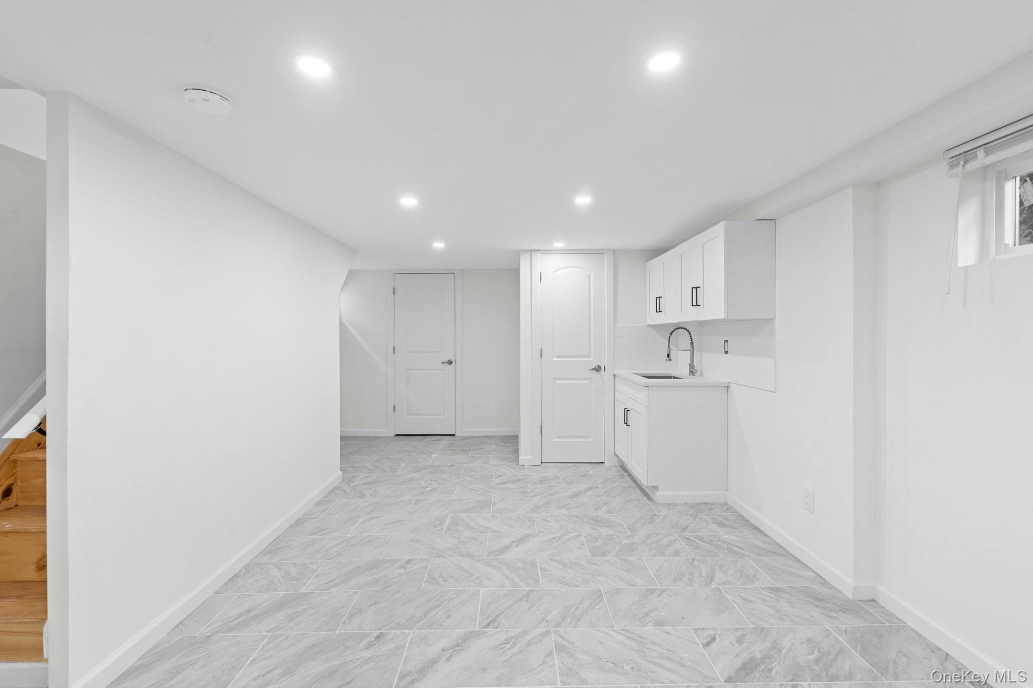 22018 91st Road Property Photo 9