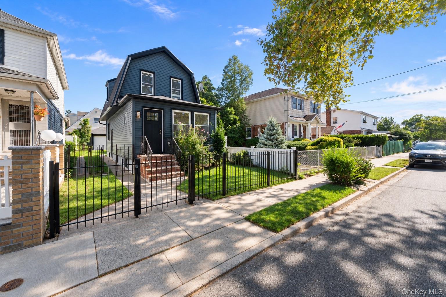 22018 91st Road Property Photo 12