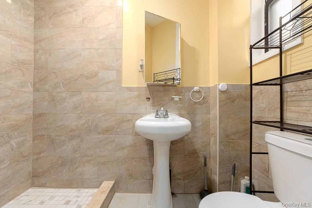 1427 Pitkin Avenue Property Photo 7