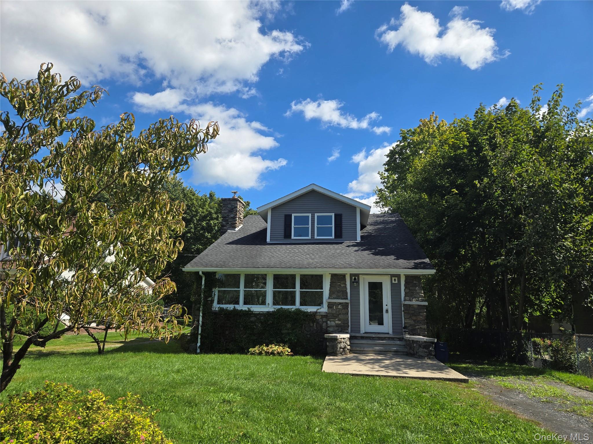 300 A Lakeside Road Property Photo 1
