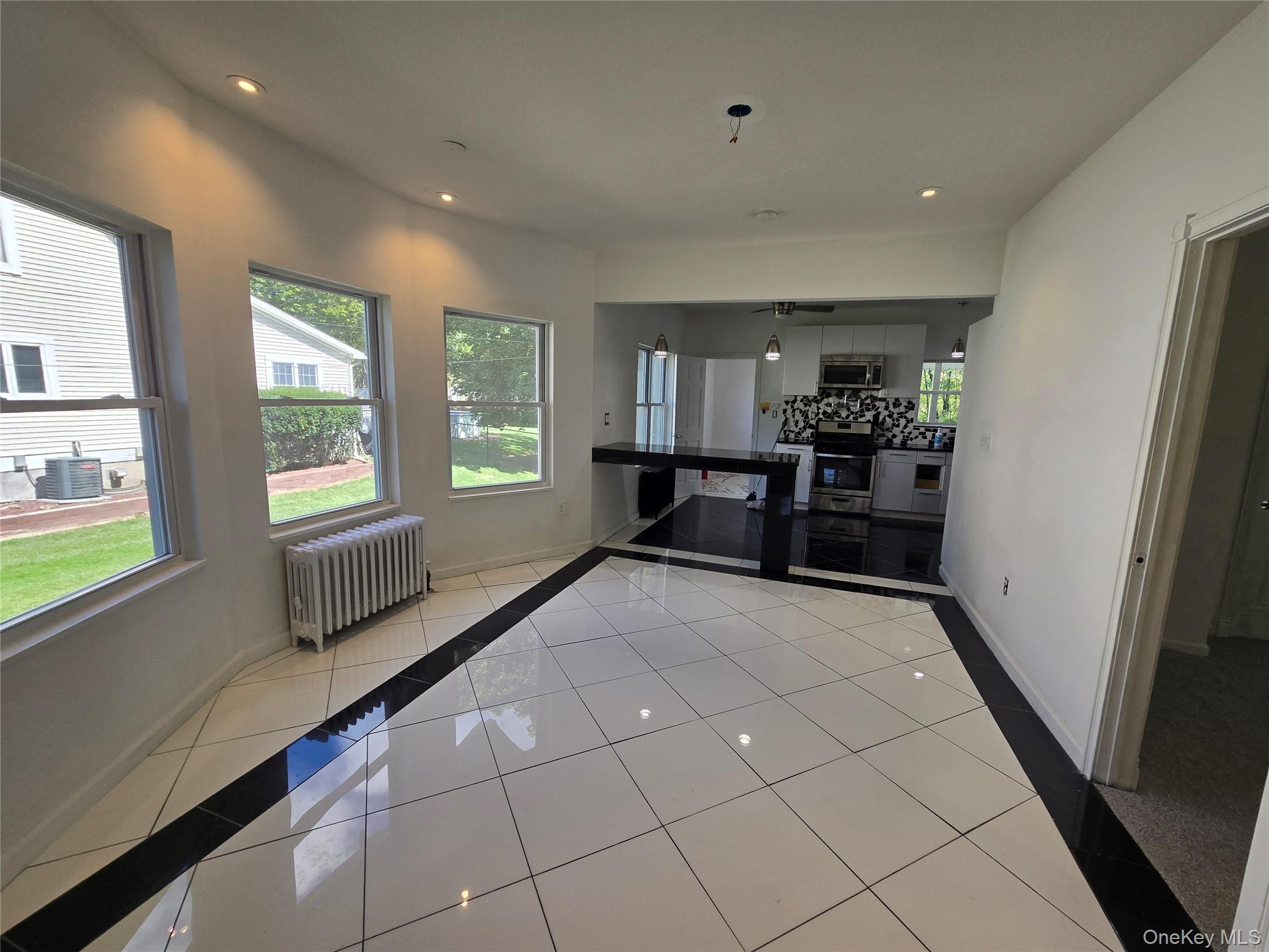 300 A Lakeside Road Property Photo 4
