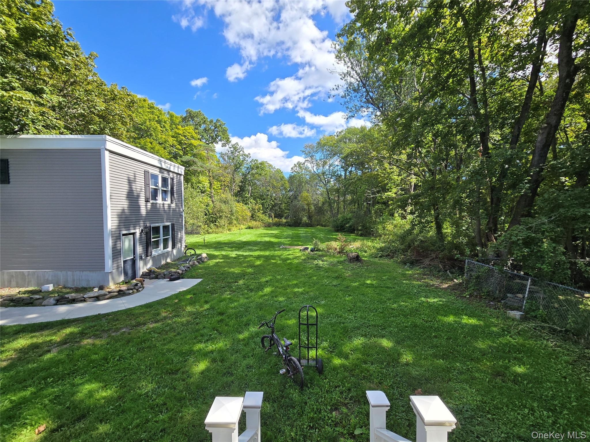 300 A Lakeside Road Property Photo 10