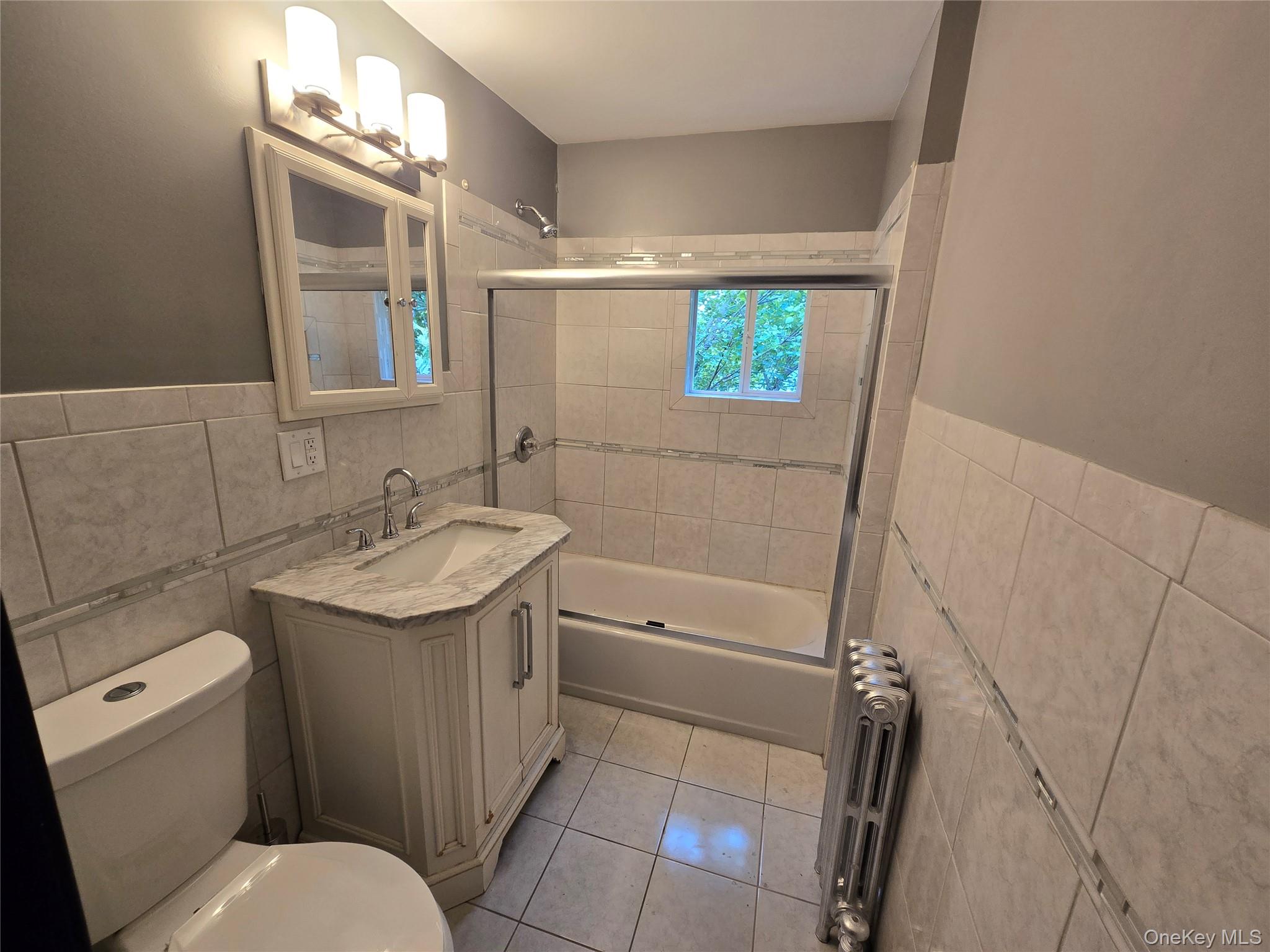 300 A Lakeside Road Property Photo 16