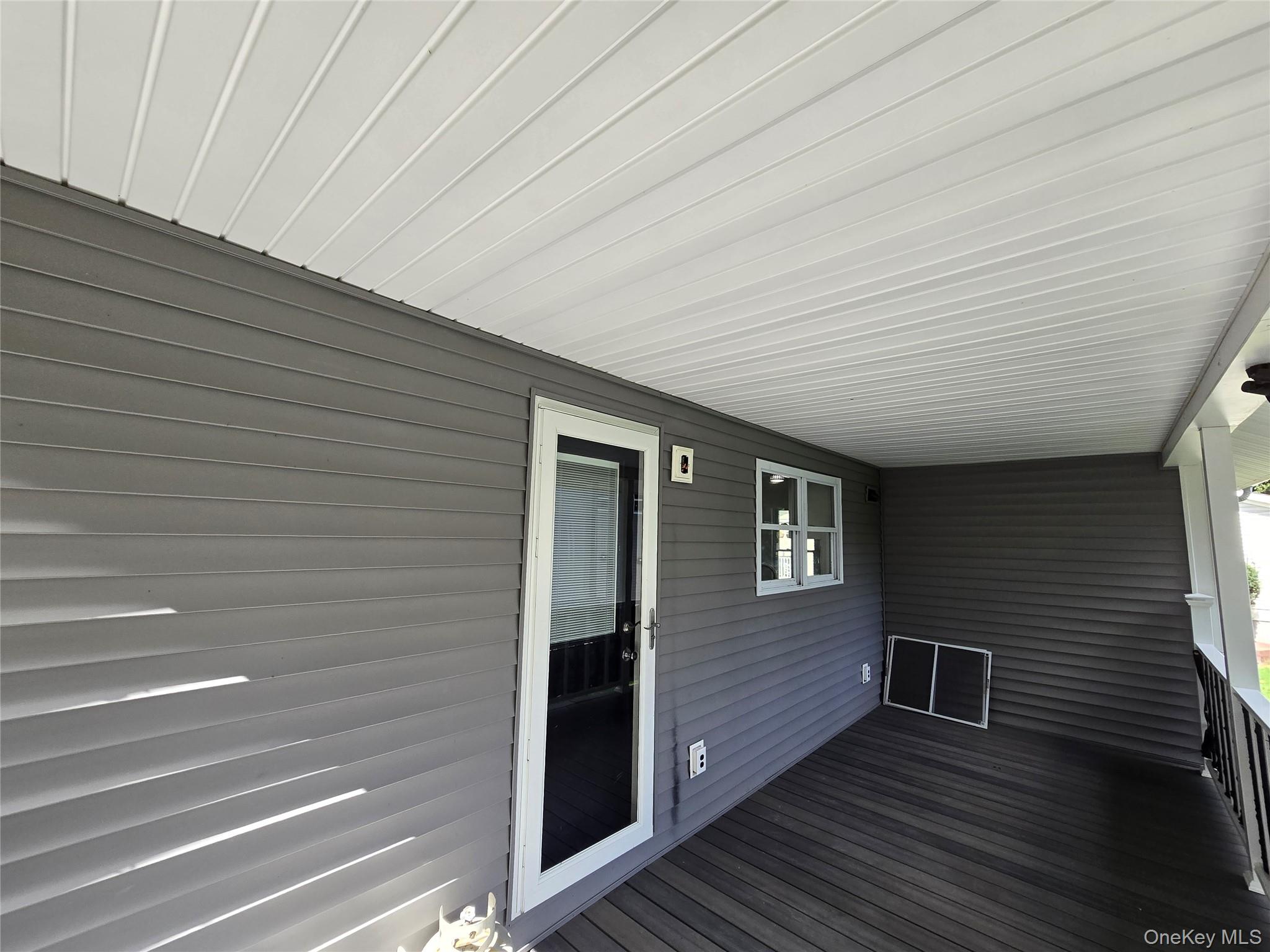 300 A Lakeside Road Property Photo 18