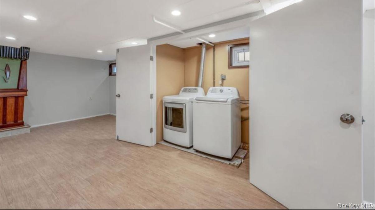 196 Westbury Boulevard Property Photo 12