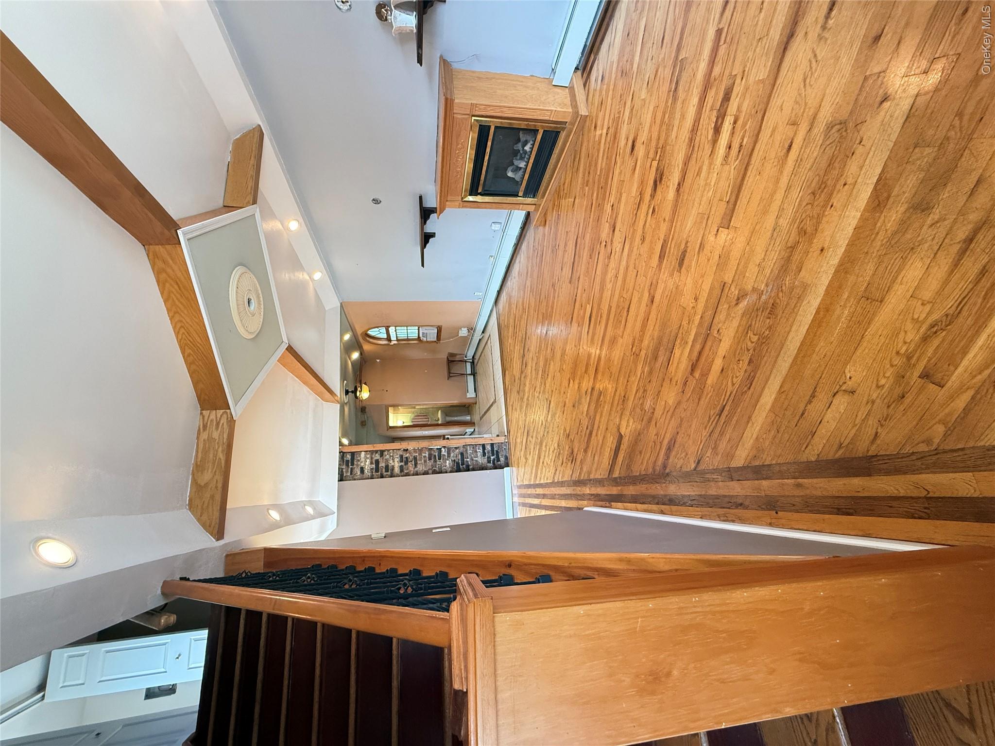 1720 Montague Avenue Property Photo 4